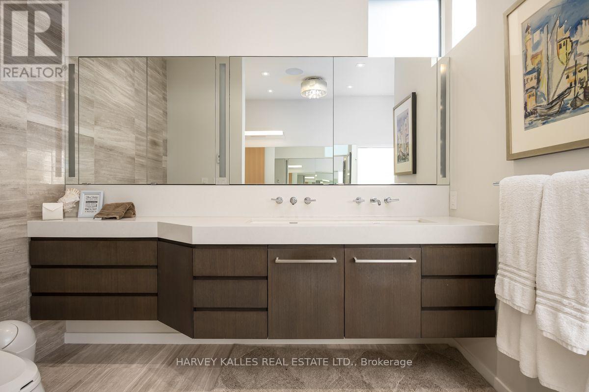 5 Relmar Road, Toronto, Ontario M5P 2Y4 - Photo 24 - C13797024