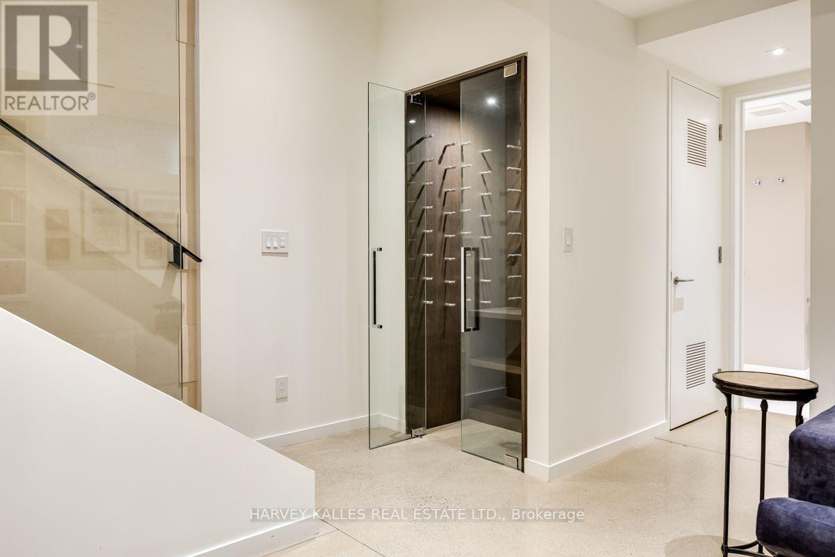 5 Relmar Road, Toronto, Ontario M5P 2Y4 - Photo 37 - C13797024