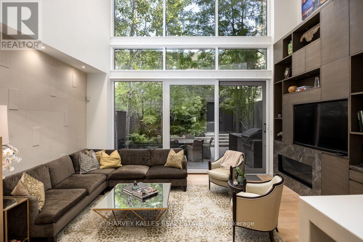 5 Relmar Road, Toronto, Ontario M5P 2Y4 - Photo 9 - C13797024