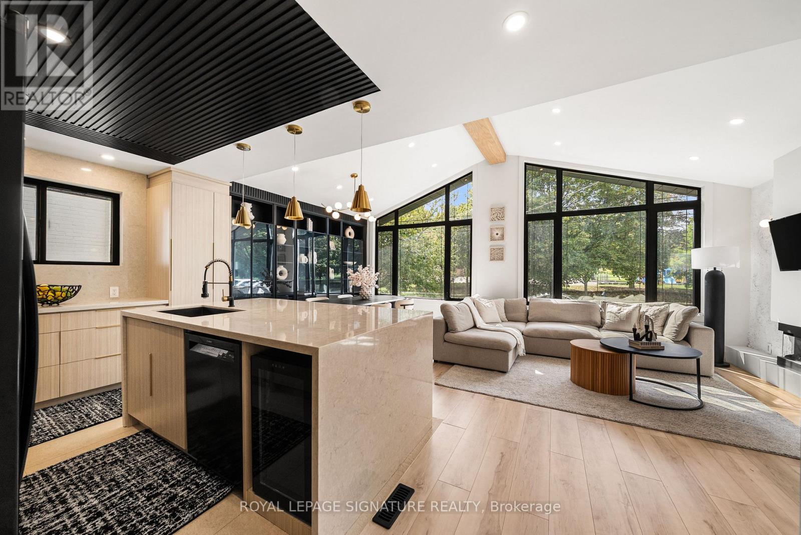 75 Rangoon Road, Toronto, Ontario  M9C 4N8 - Photo 11 - W13797946