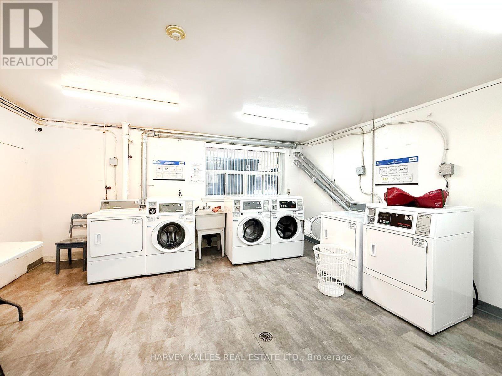 402 - 1490 Eglinton Avenue W, Toronto, Ontario  M6E 2G5 - Photo 2 - W13798440