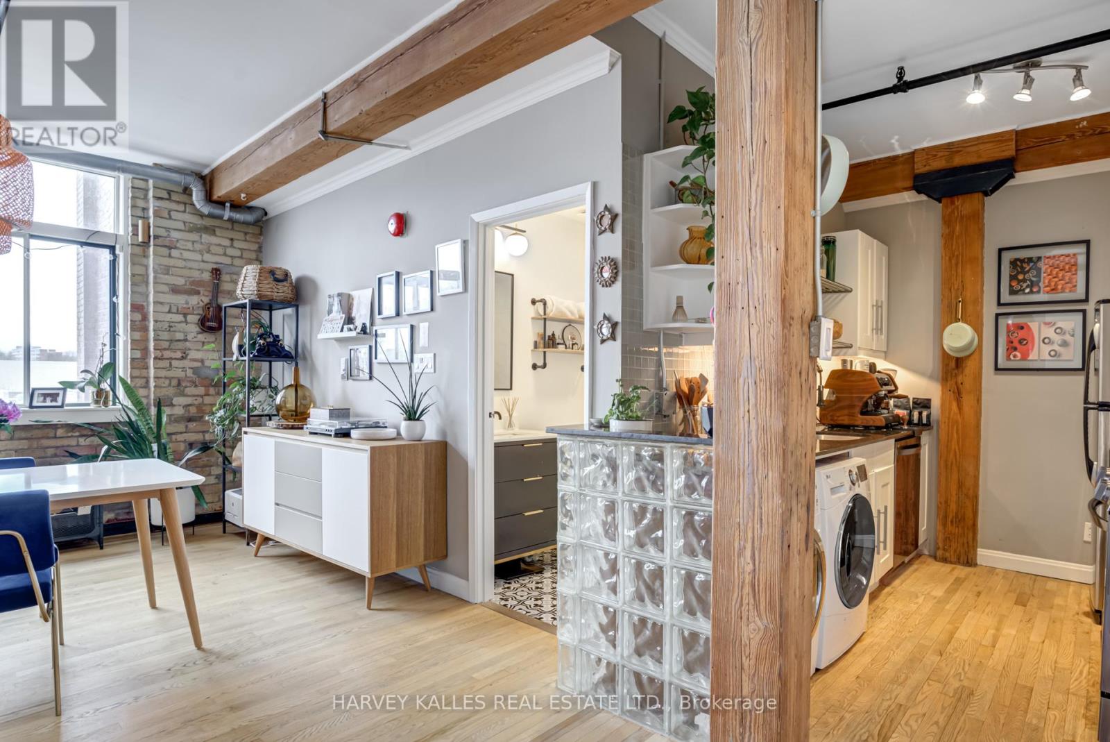 304 - 24 Noble Street, Toronto, Ontario  M6K 2C8 - Photo 7 - W13799174
