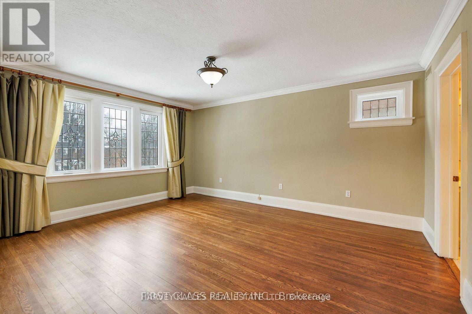 80 Douglas Drive, Toronto, Ontario  M4W 2B4 - Photo 34 - C13800120