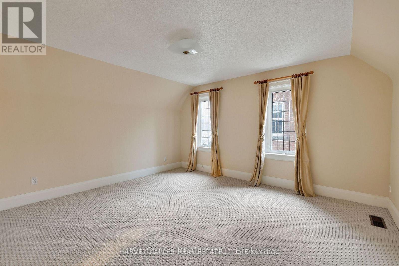 80 Douglas Drive, Toronto, Ontario  M4W 2B4 - Photo 40 - C13800120