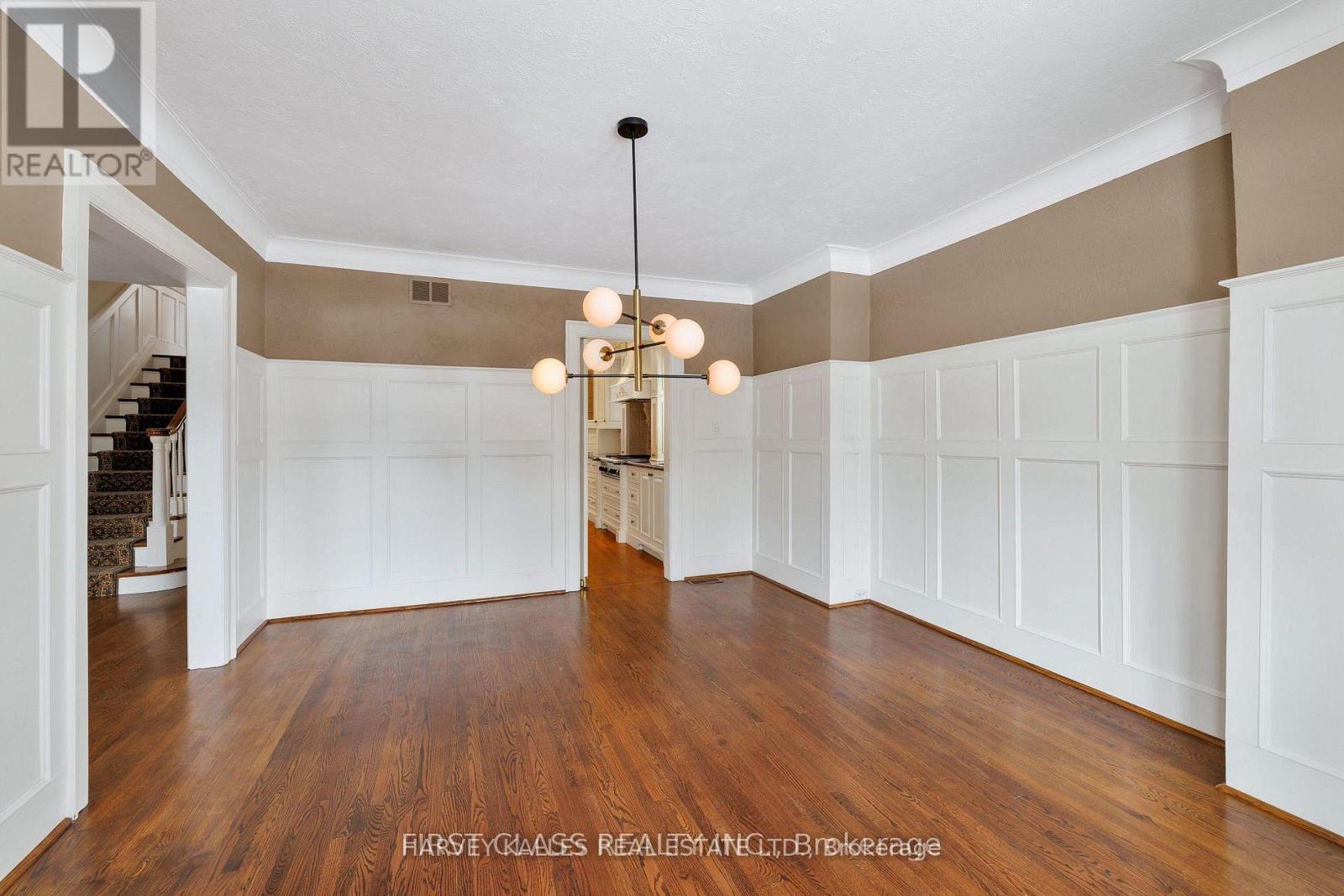 80 Douglas Drive, Toronto, Ontario  M4W 2B4 - Photo 9 - C13800120