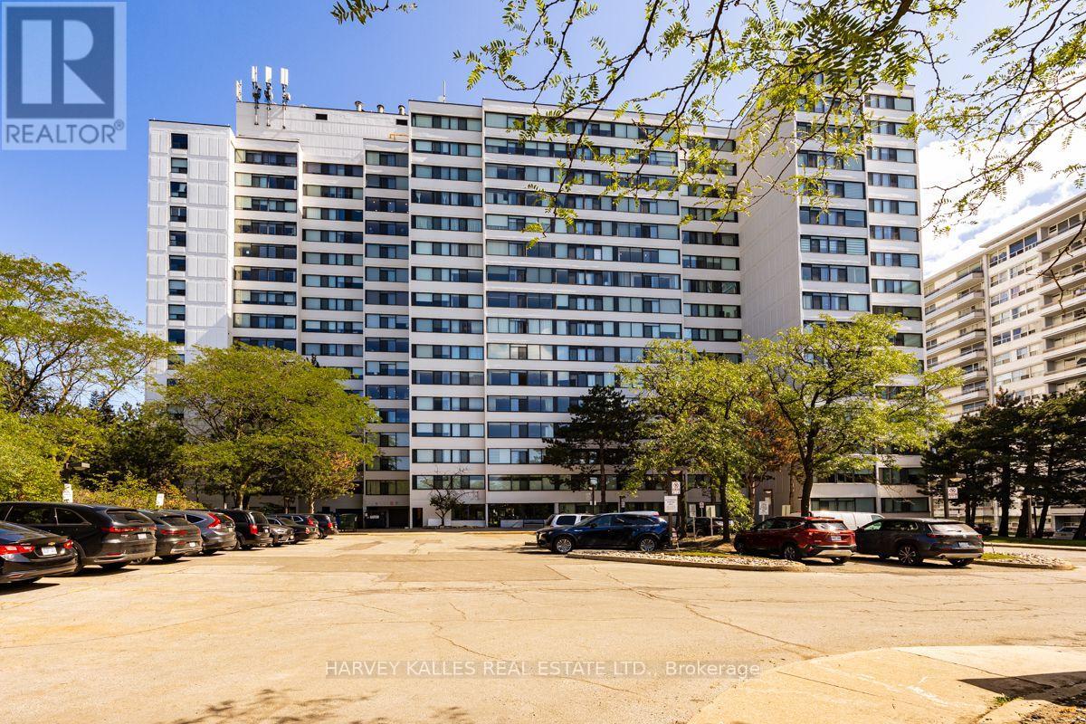 110 - 3000 Bathurst Street, Toronto, Ontario  M6B 3B4 - Photo 2 - C13804152