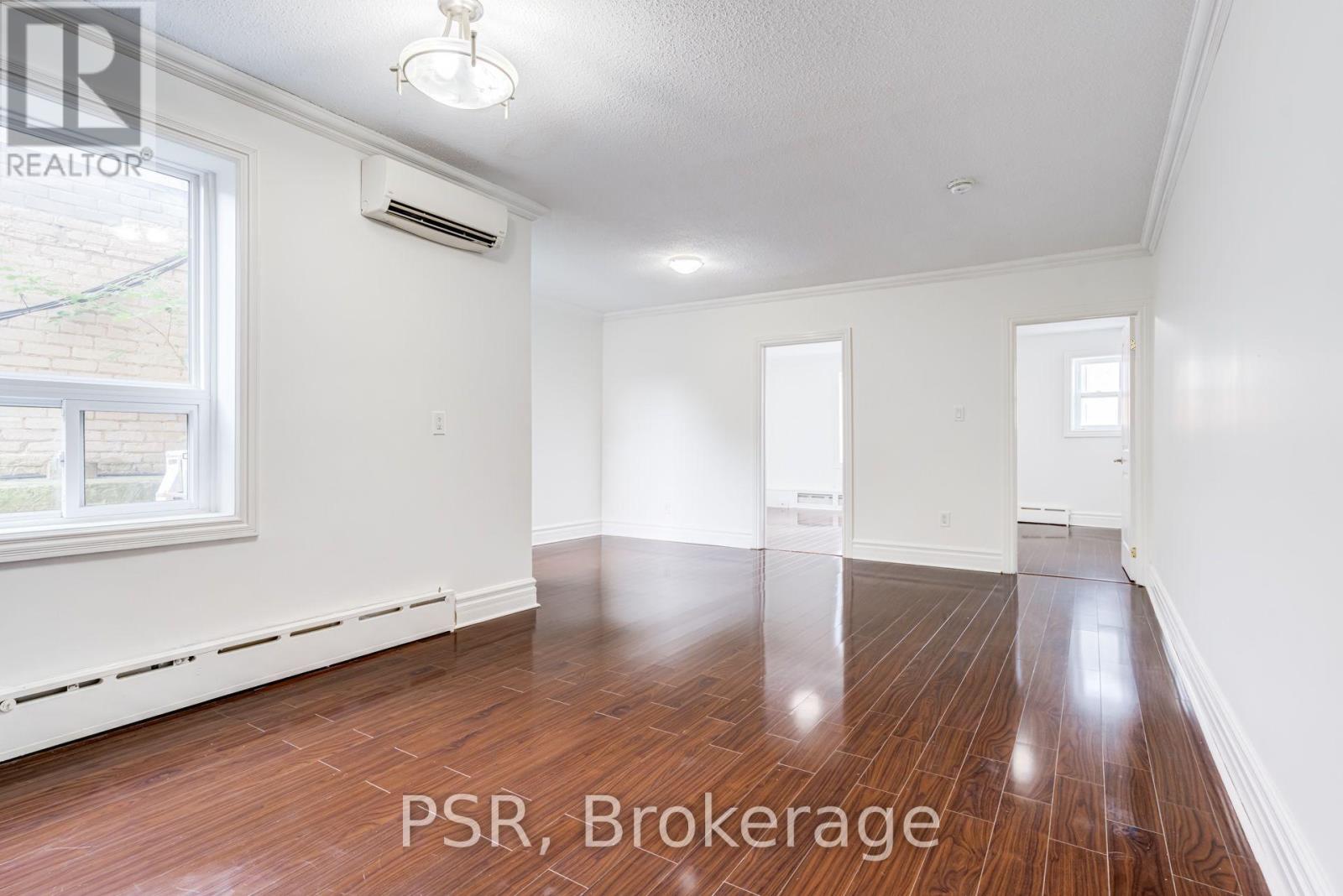 2 - 2 CRAIGHURST AVENUE, Toronto, Ontario