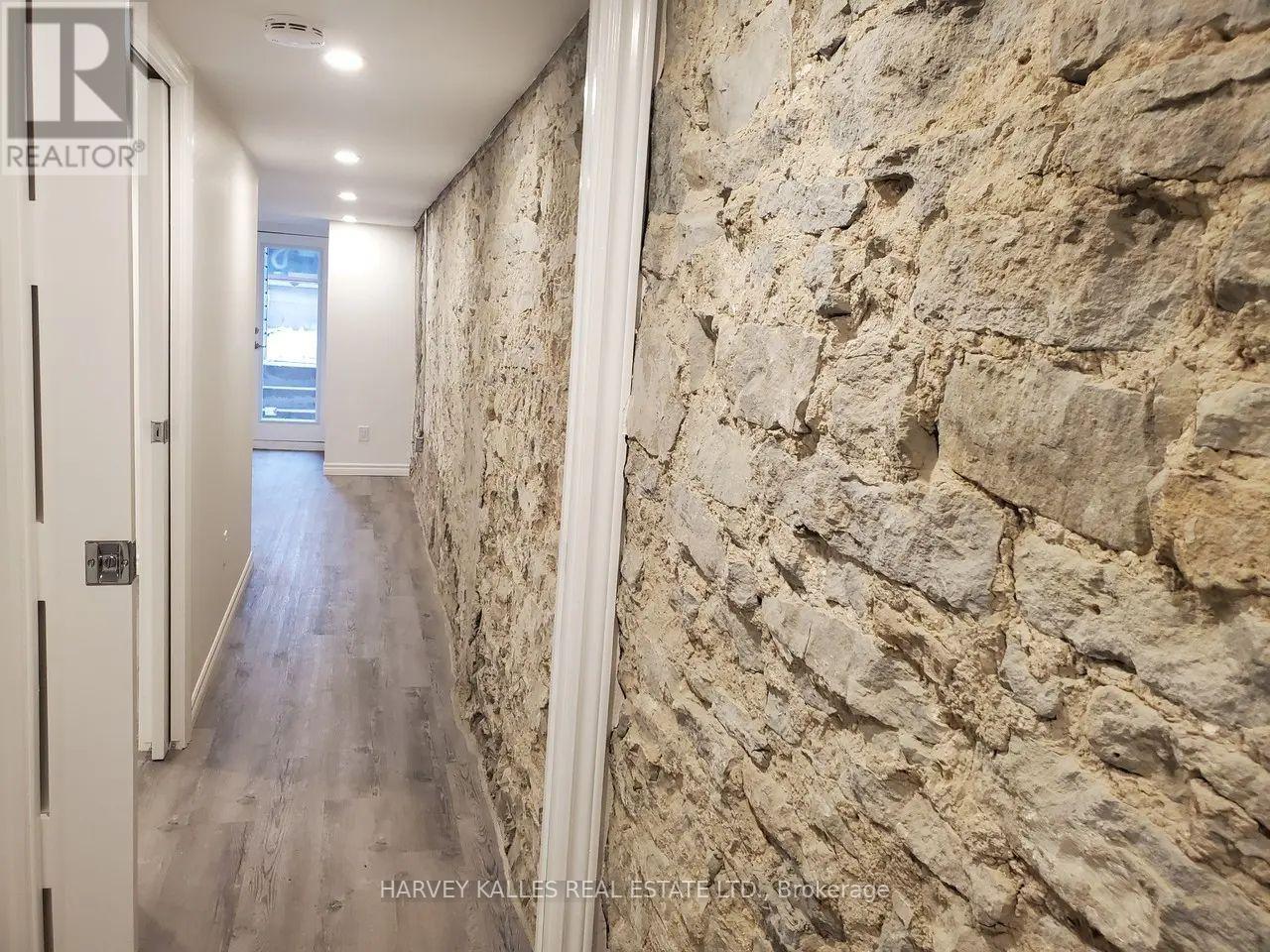 Main - 1300 Lansdowne Avenue, Toronto, Ontario M6K 2V9 - Photo 22 - W13807080