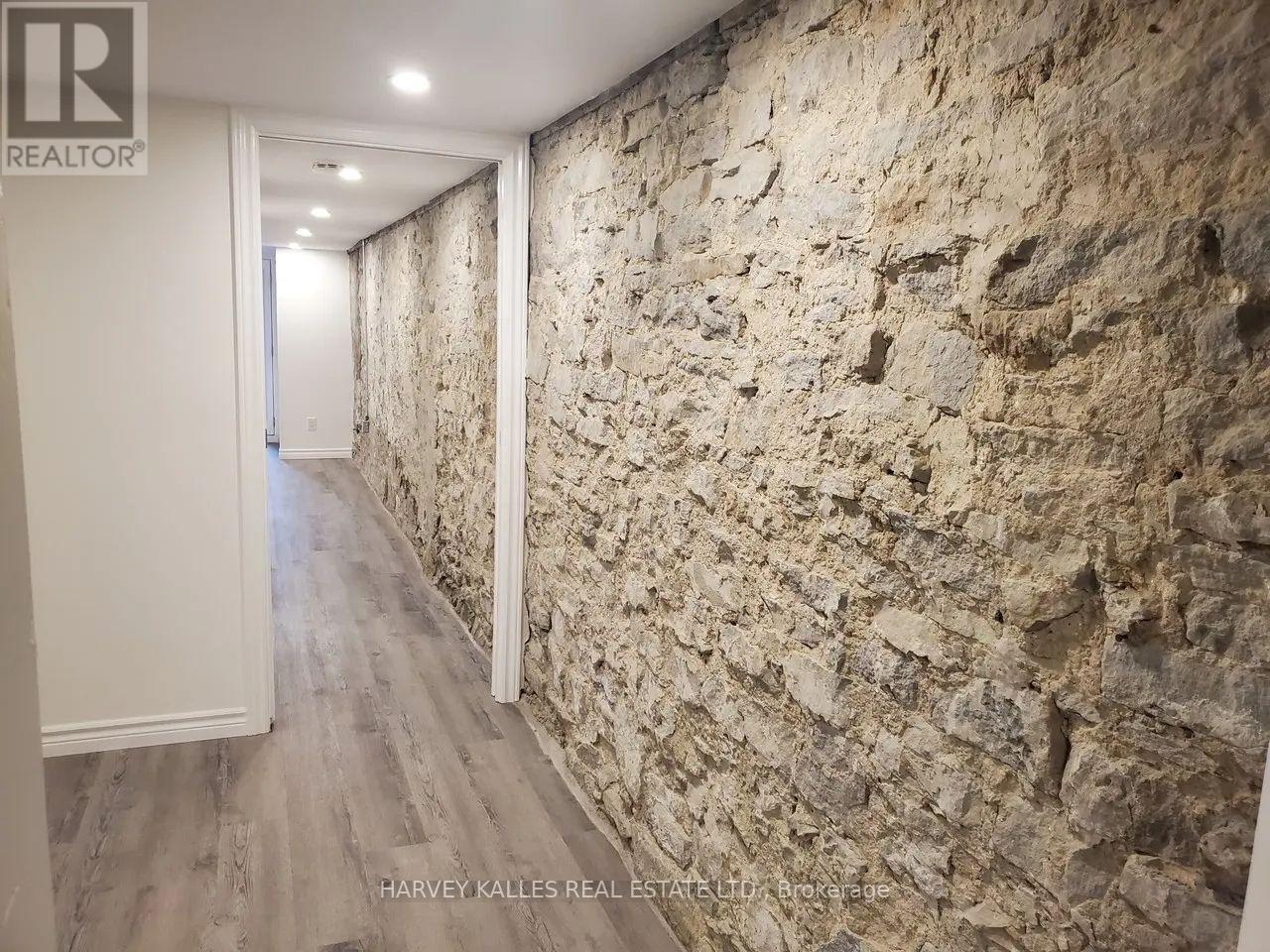 Main - 1300 Lansdowne Avenue, Toronto, Ontario M6K 2V9 - Photo 23 - W13807080