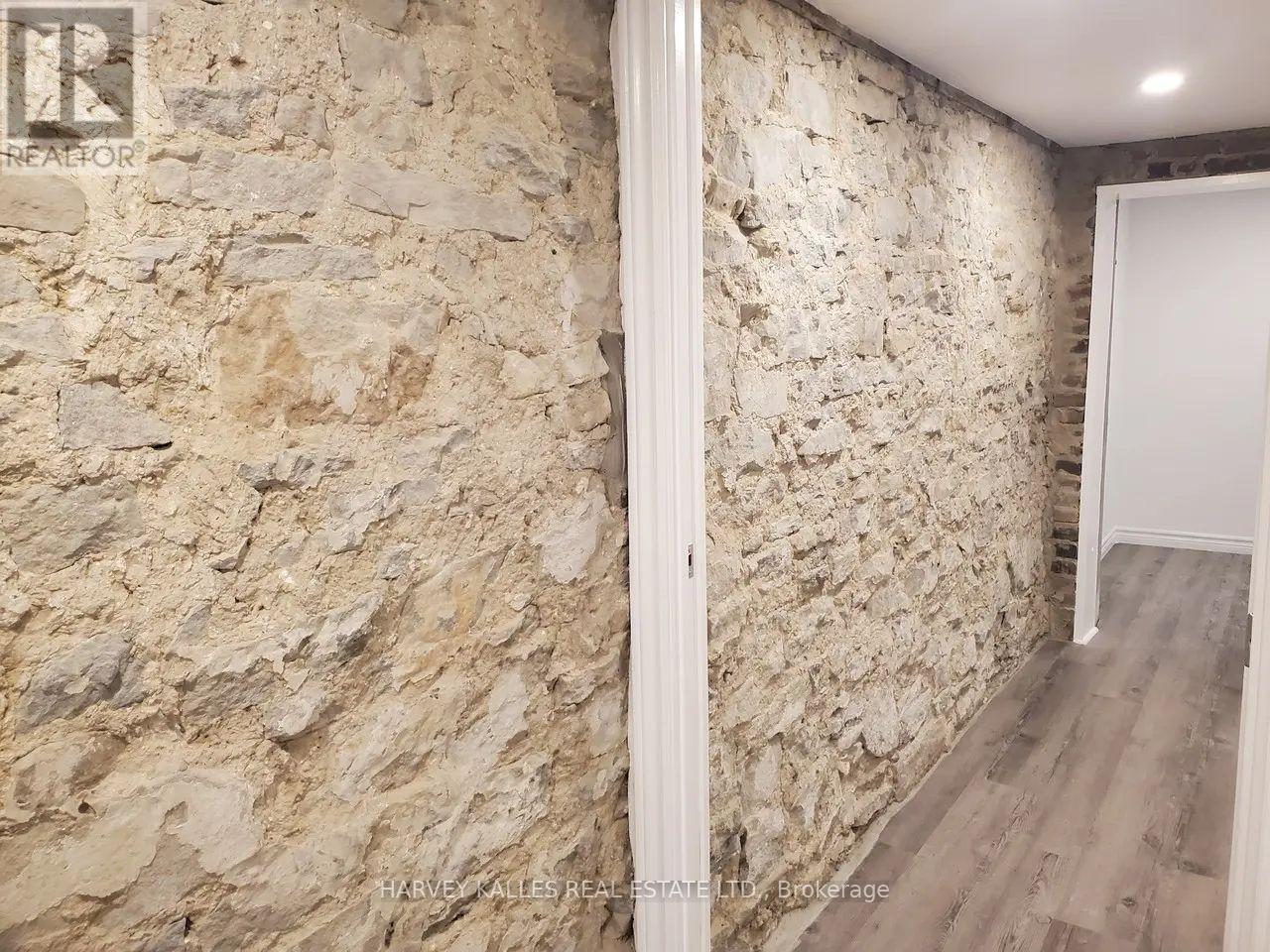 Main - 1300 Lansdowne Avenue, Toronto, Ontario M6K 2V9 - Photo 30 - W13807080