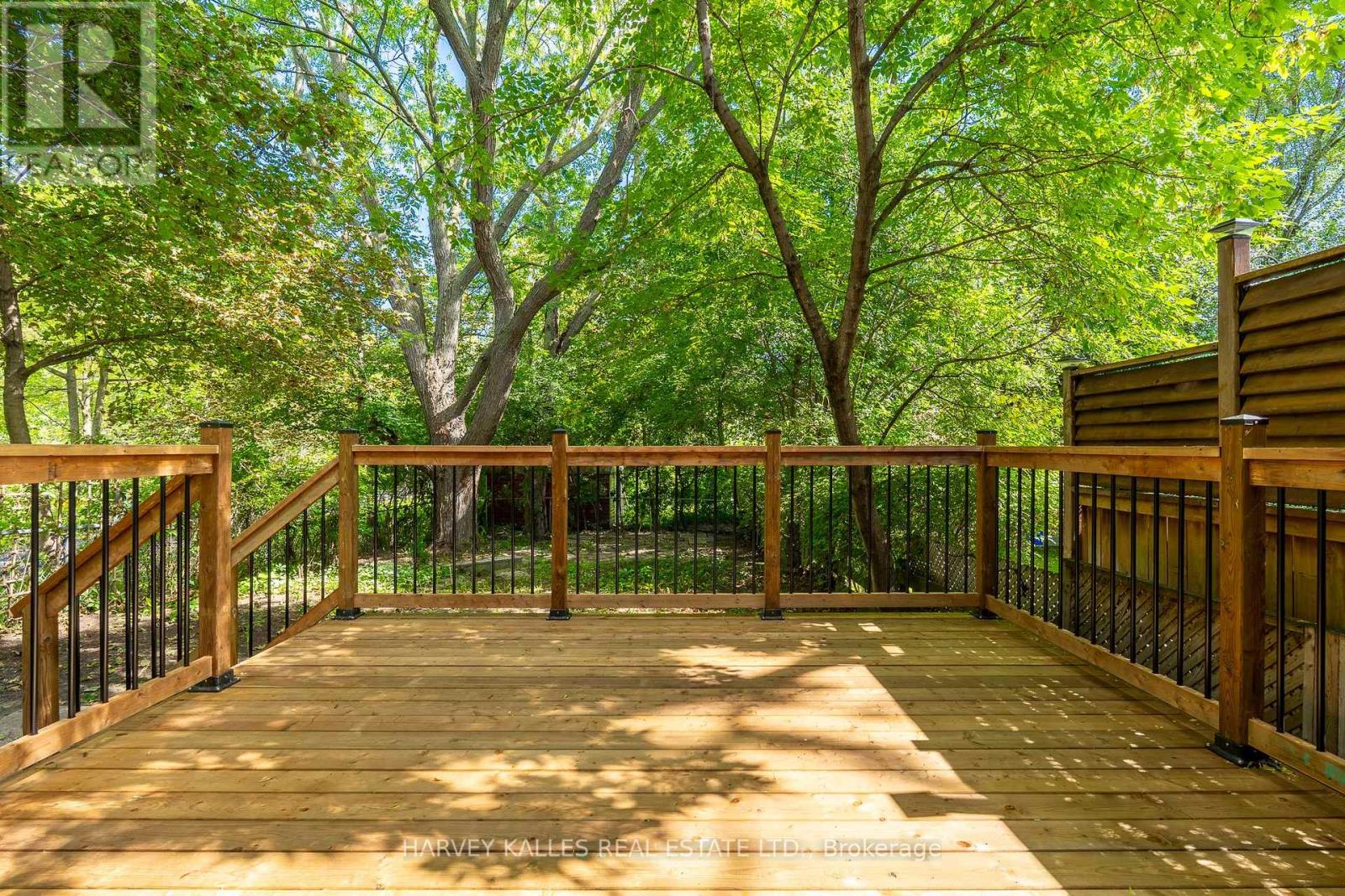 2258 Brookhurst Road, Mississauga, Ontario L5J 1P9 - Photo 7 - W13807372