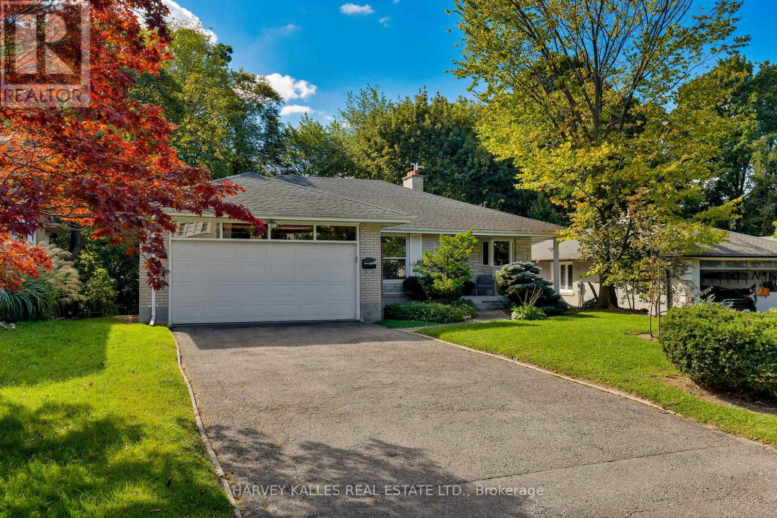 63 Twyford Road, Toronto, Ontario M9A 1W5 - Photo 2 - W13808262