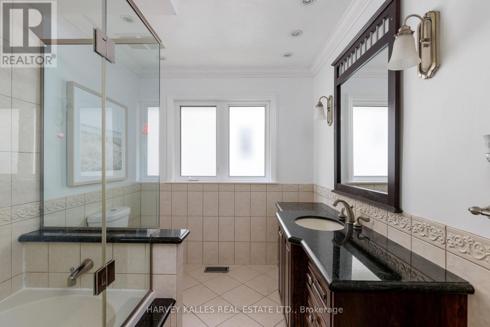 63 Twyford Road, Toronto, Ontario M9A 1W5 - Photo 31 - W13808262