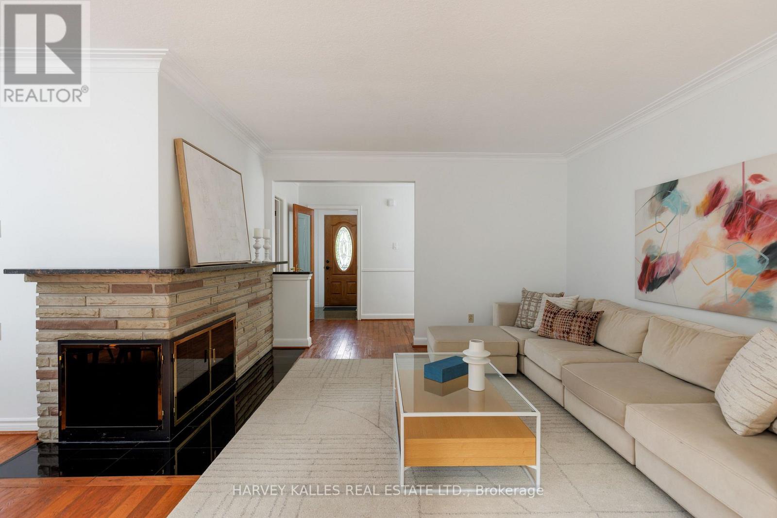 63 Twyford Road, Toronto, Ontario M9A 1W5 - Photo 7 - W13808262