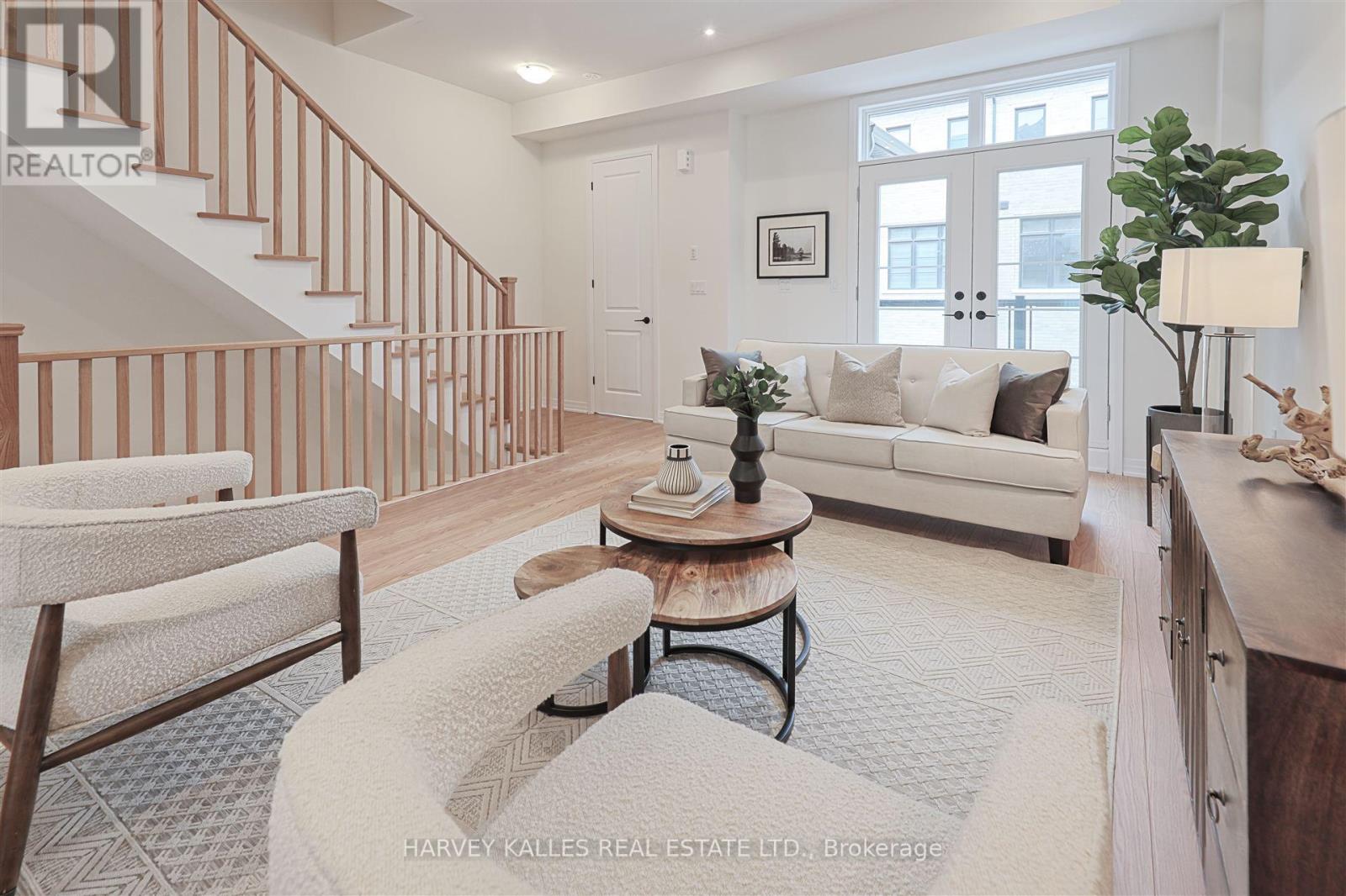 75 De La Roche Drive, Vaughan, Ontario L4H 4Z2 - Photo 9 - N13809616
