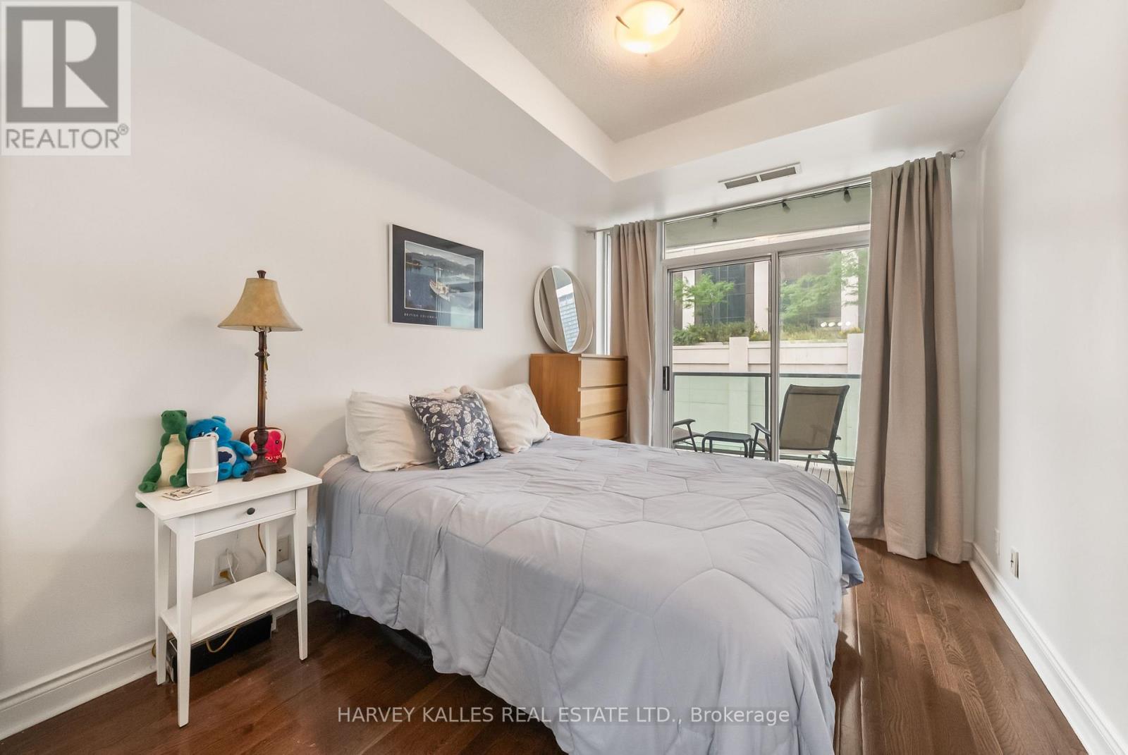 602 - 1910 Lake Shore Boulevard W, Toronto, Ontario M6S 1A2 - Photo 11 - W13810402