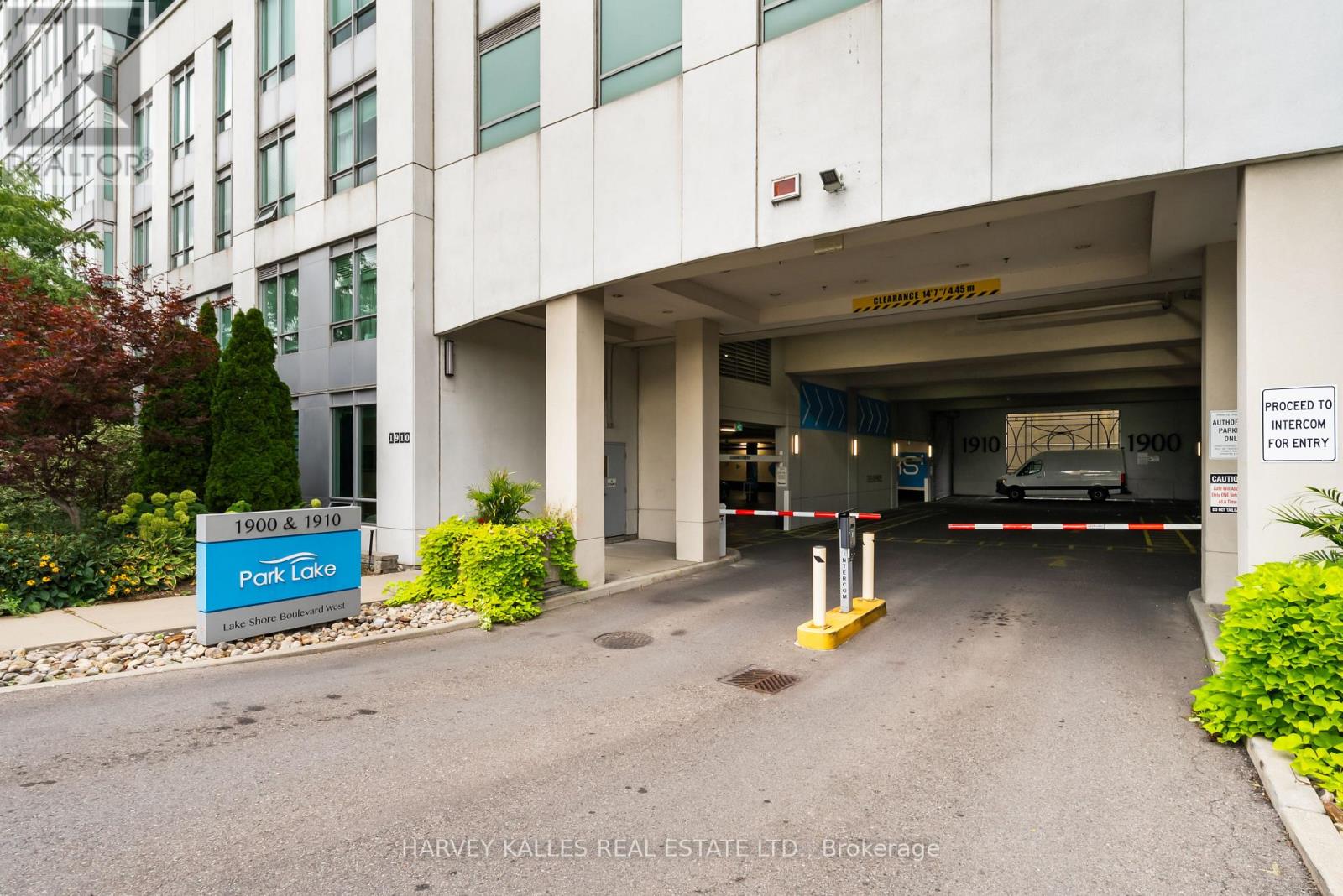 602 - 1910 Lake Shore Boulevard W, Toronto, Ontario M6S 1A2 - Photo 23 - W13810402