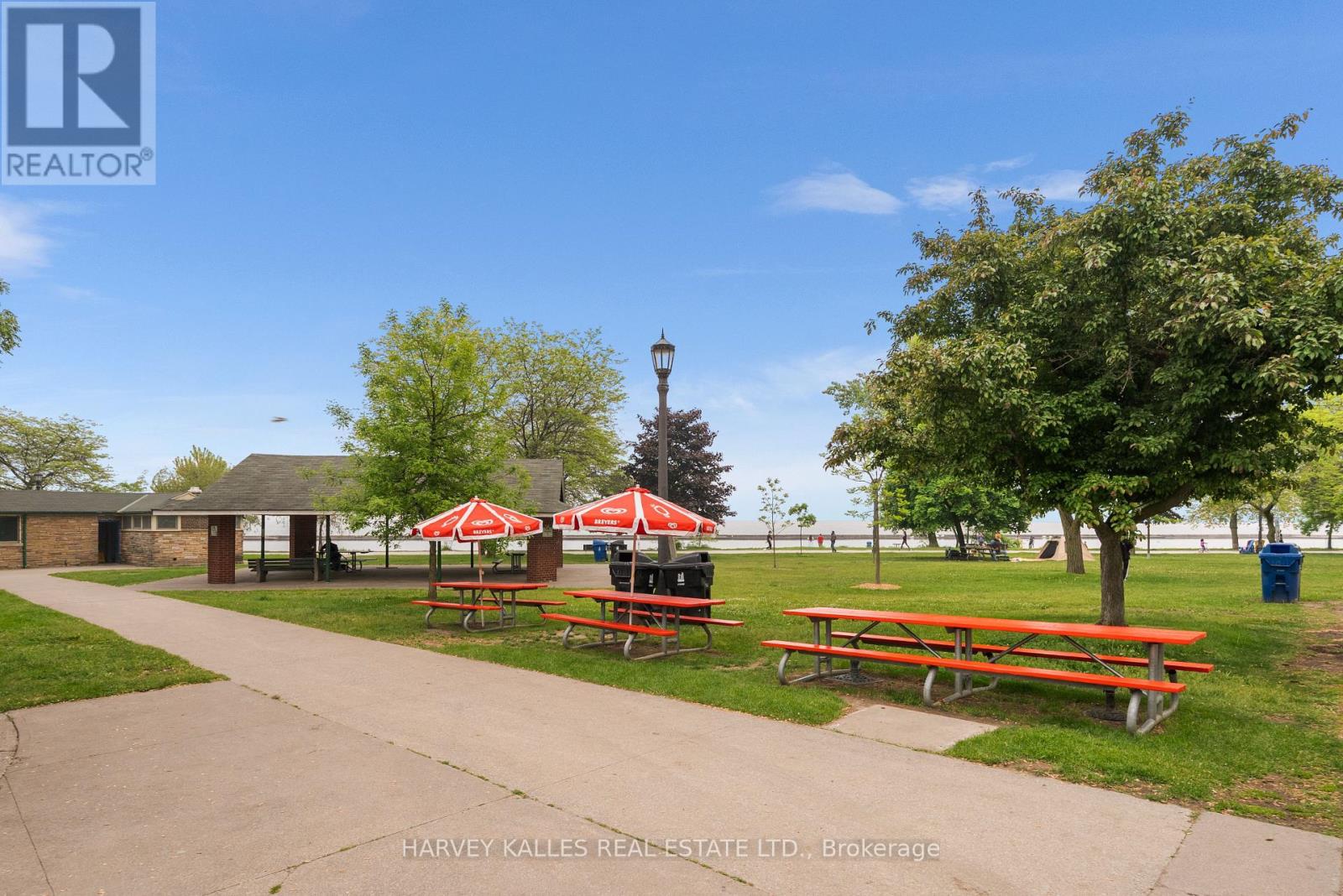 602 - 1910 Lake Shore Boulevard W, Toronto, Ontario M6S 1A2 - Photo 38 - W13810402