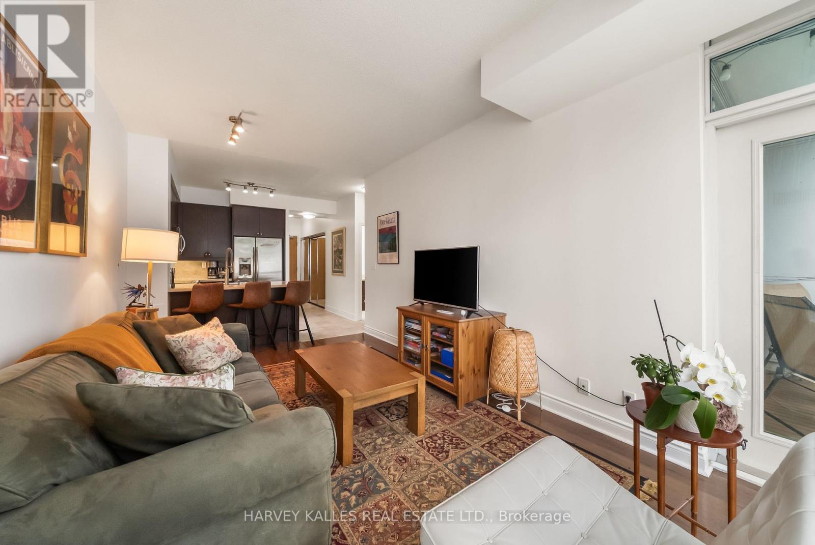 602 - 1910 Lake Shore Boulevard W, Toronto, Ontario M6S 1A2 - Photo 6 - W13810402