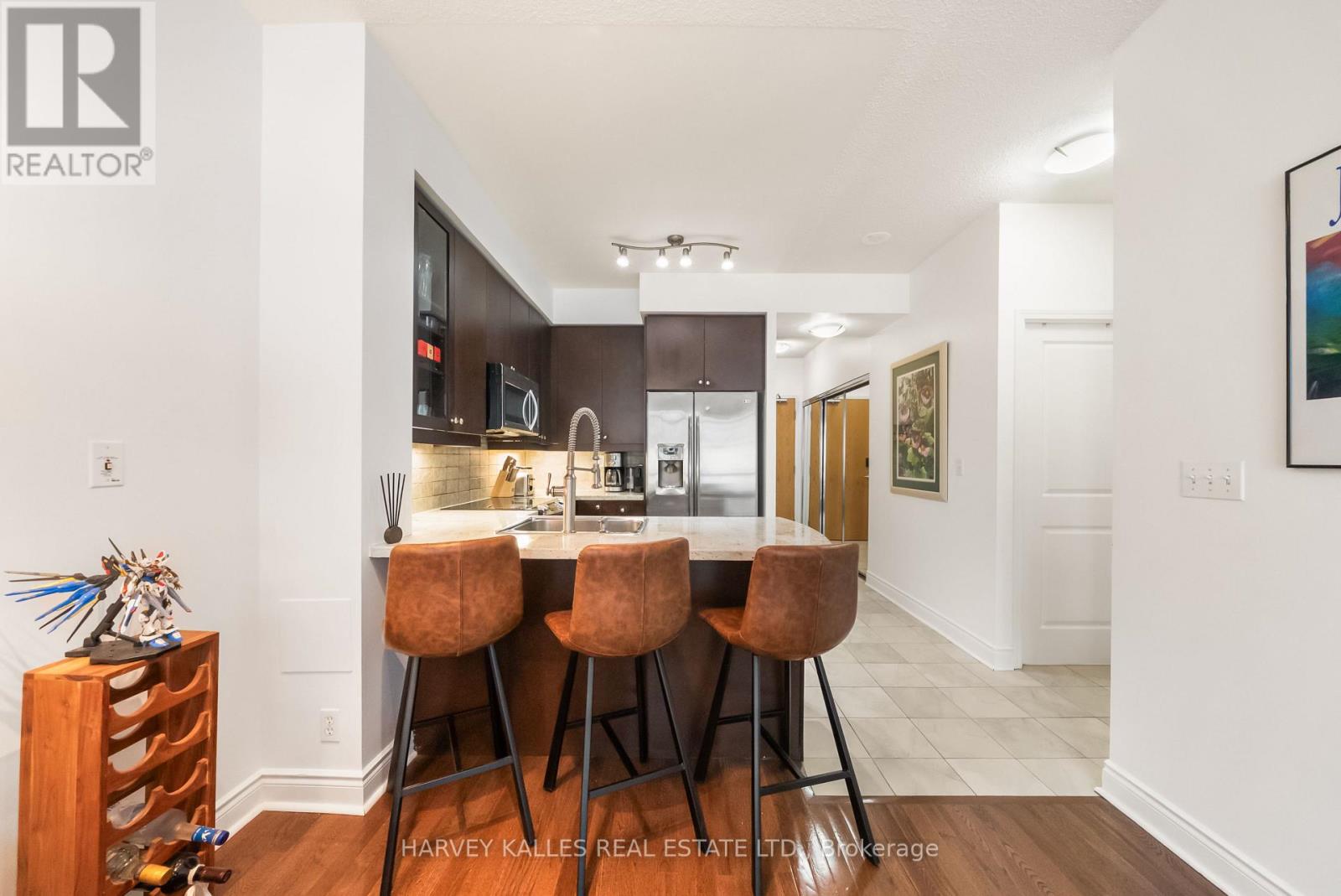 602 - 1910 Lake Shore Boulevard W, Toronto, Ontario M6S 1A2 - Photo 9 - W13810402