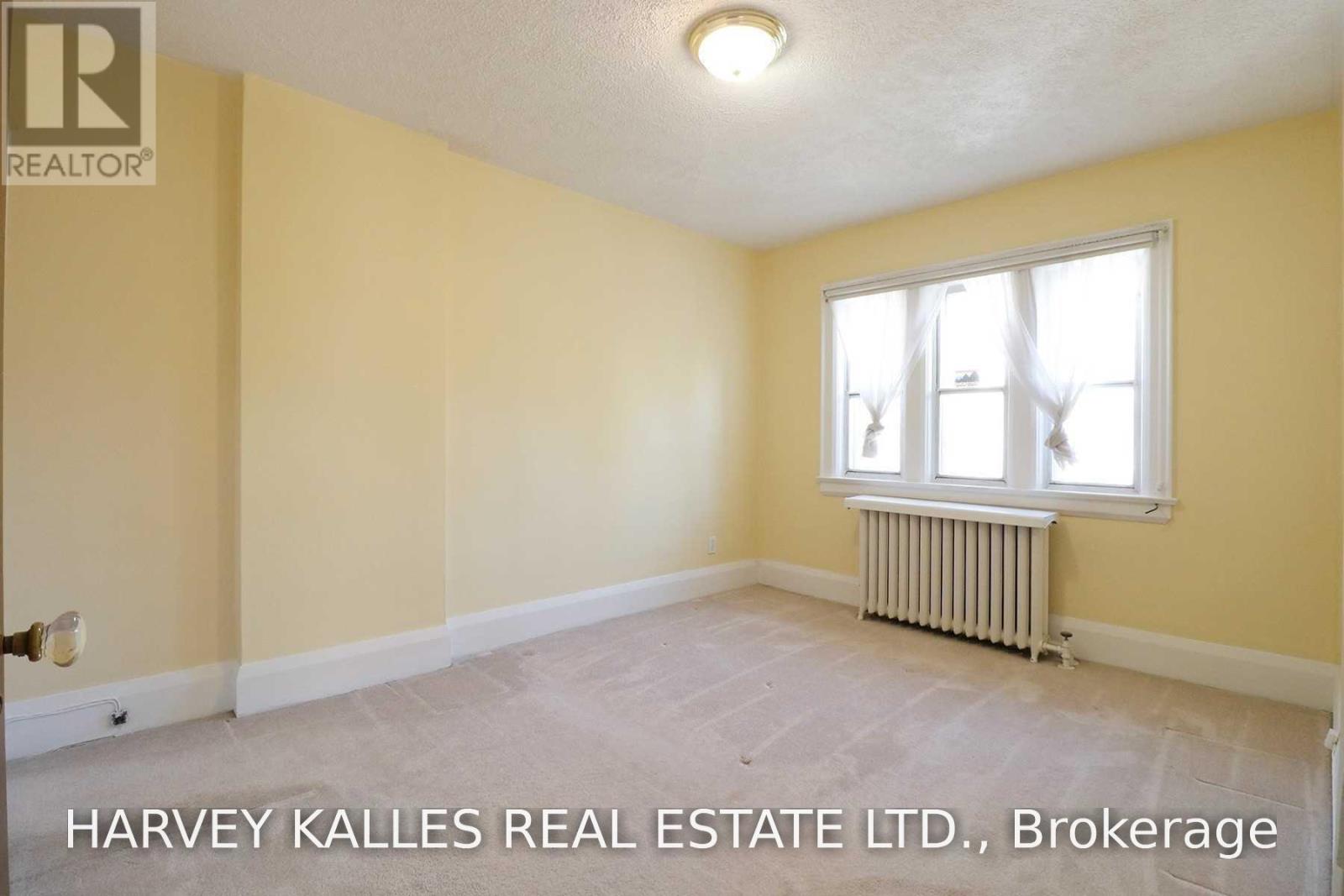 184 Duplex Avenue, Toronto, Ontario  M5P 2A9 - Photo 14 - C13811150