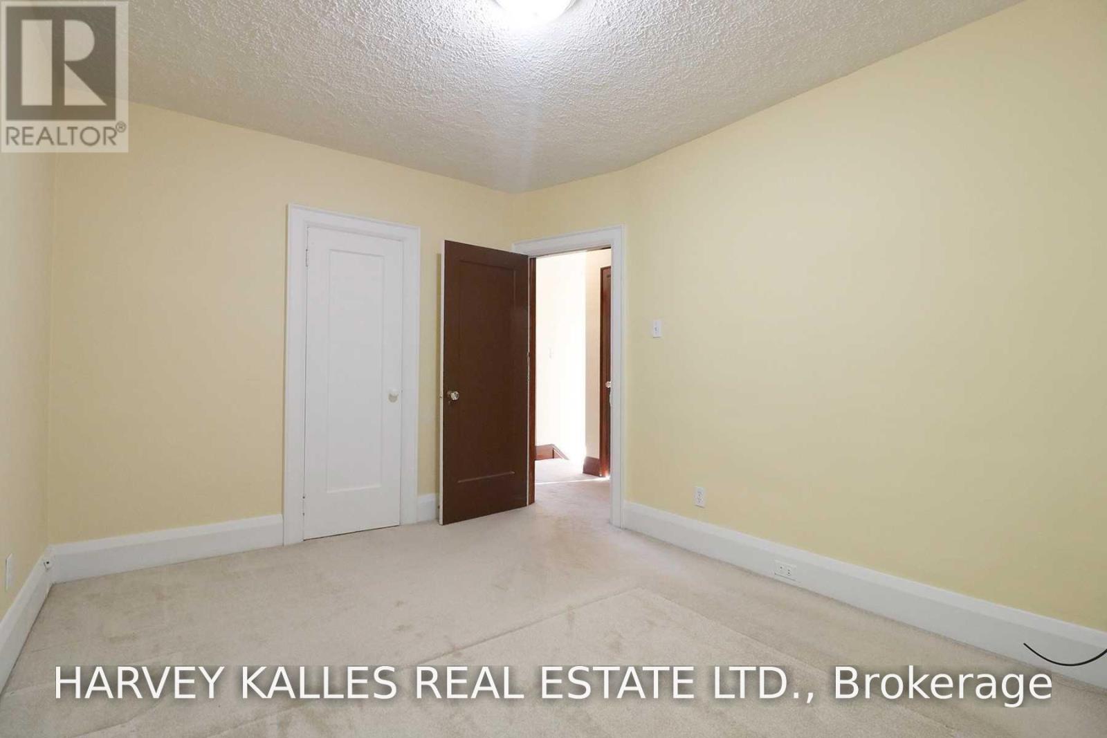 184 Duplex Avenue, Toronto, Ontario  M5P 2A9 - Photo 17 - C13811150