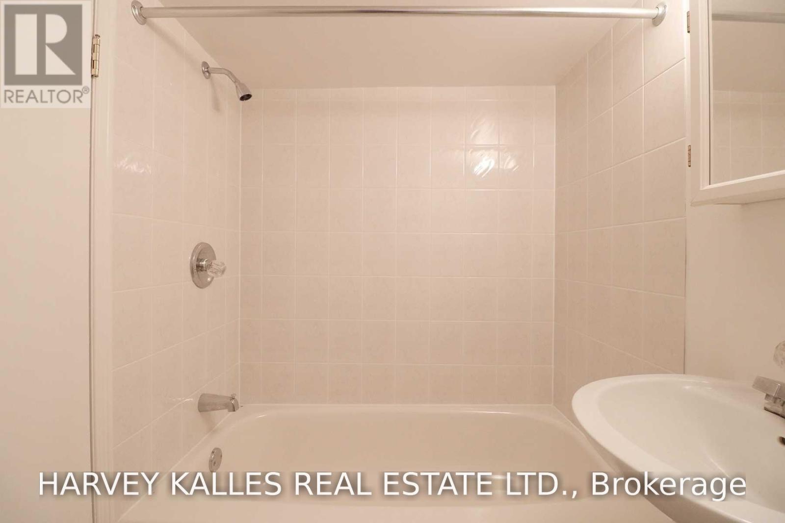 184 Duplex Avenue, Toronto, Ontario  M5P 2A9 - Photo 23 - C13811150