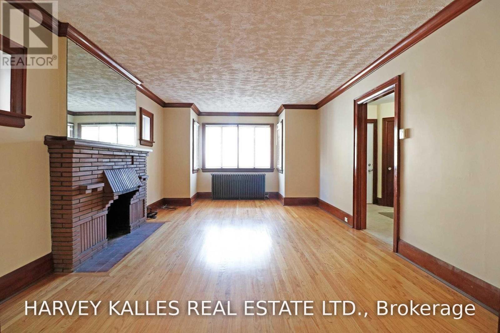 184 Duplex Avenue, Toronto, Ontario  M5P 2A9 - Photo 4 - C13811150
