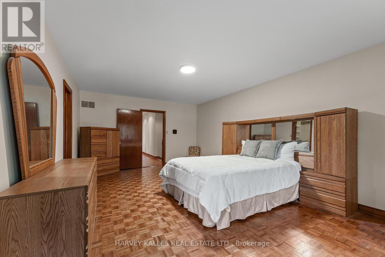113 Bond Crescent, Richmond Hill, Ontario L4E 3K9 - Photo 16 - N13811340