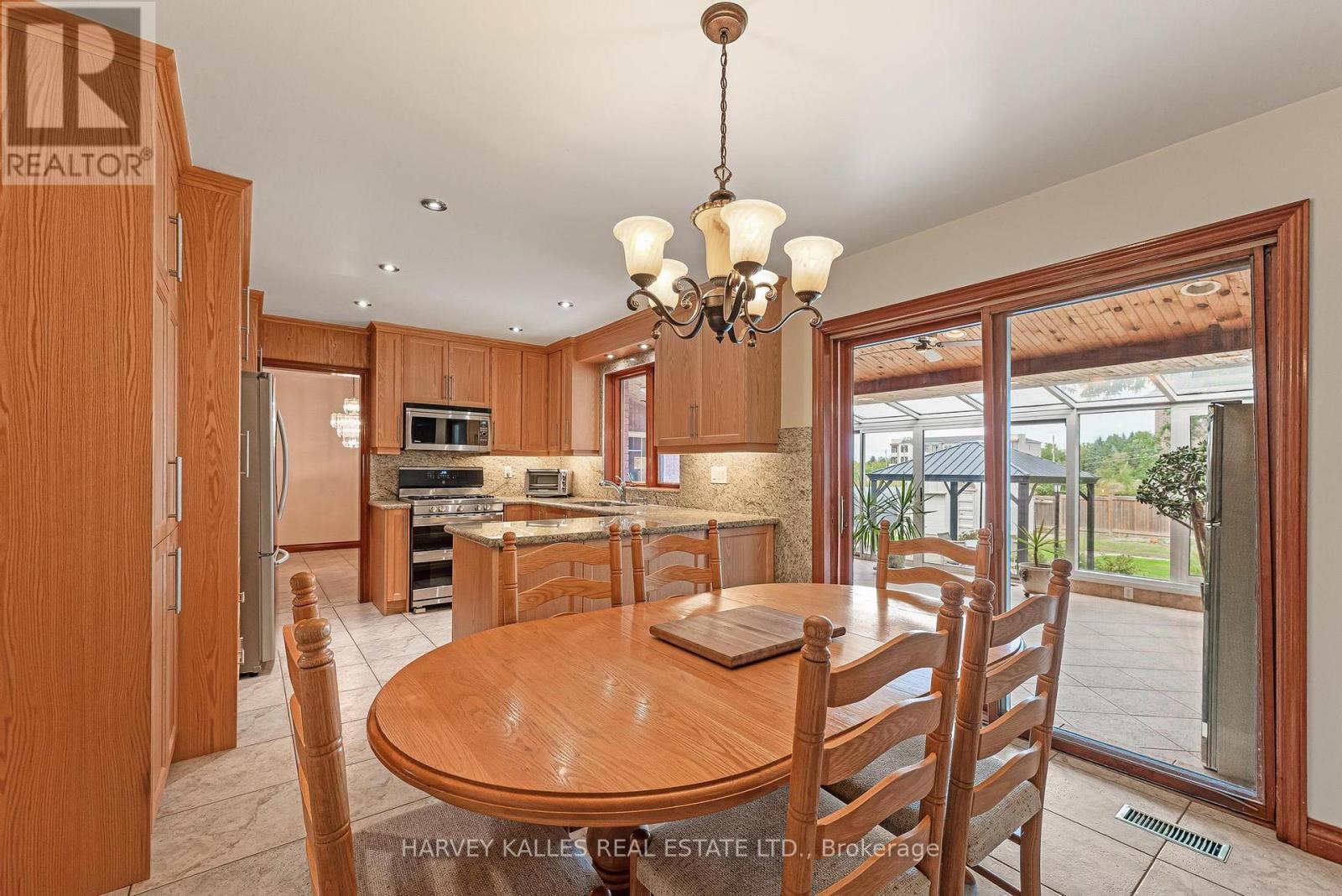 113 Bond Crescent, Richmond Hill, Ontario L4E 3K9 - Photo 4 - N13811340