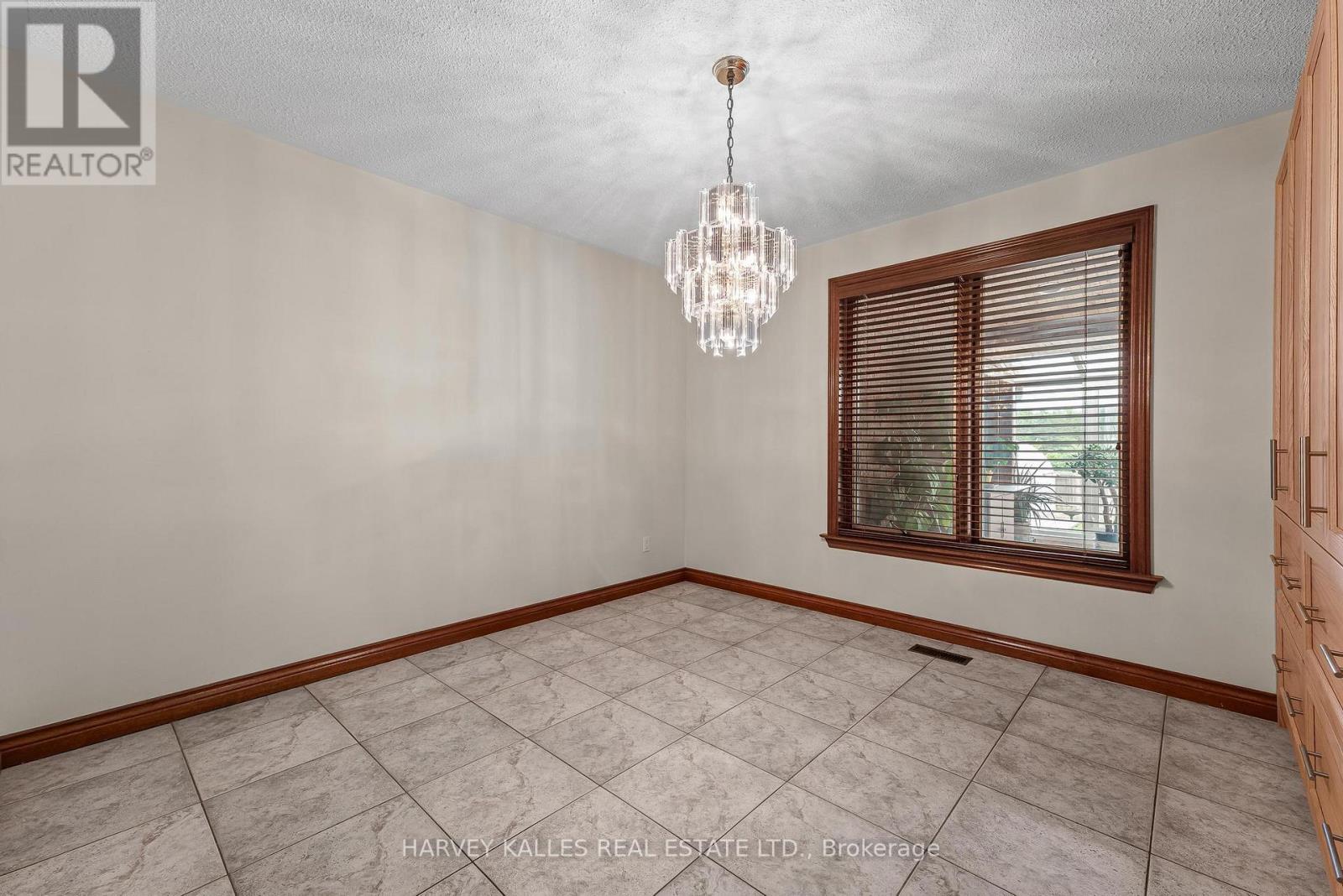 113 Bond Crescent, Richmond Hill, Ontario L4E 3K9 - Photo 9 - N13811340