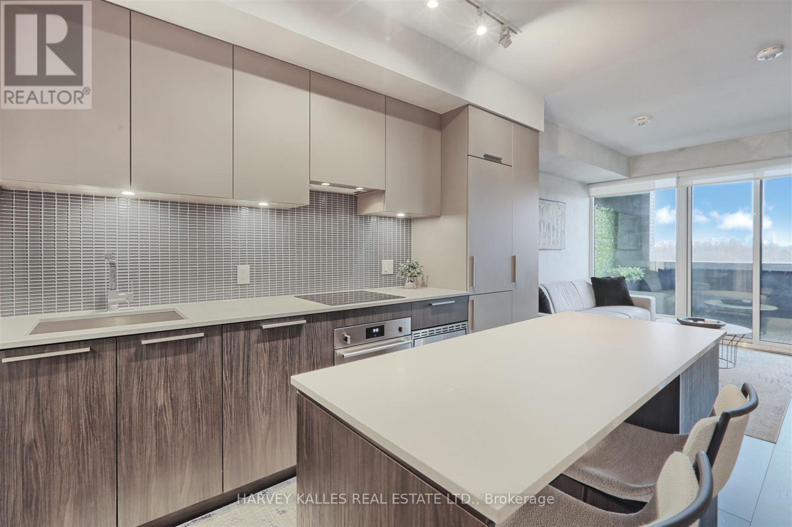 412 - 4208 Dundas Street W, Toronto, Ontario M8X 0B1 - Photo 3 - W13812046