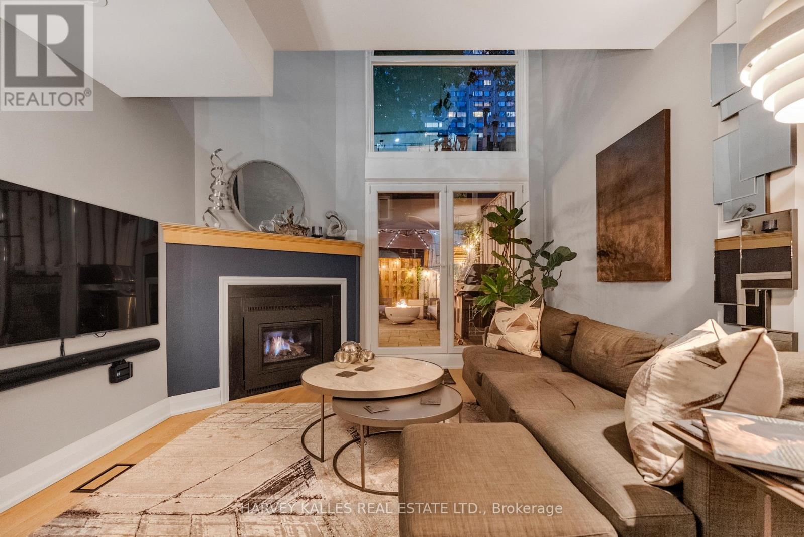 49 Granby Street, Toronto, Ontario M5B 1H8 - Photo 8 - C13813114