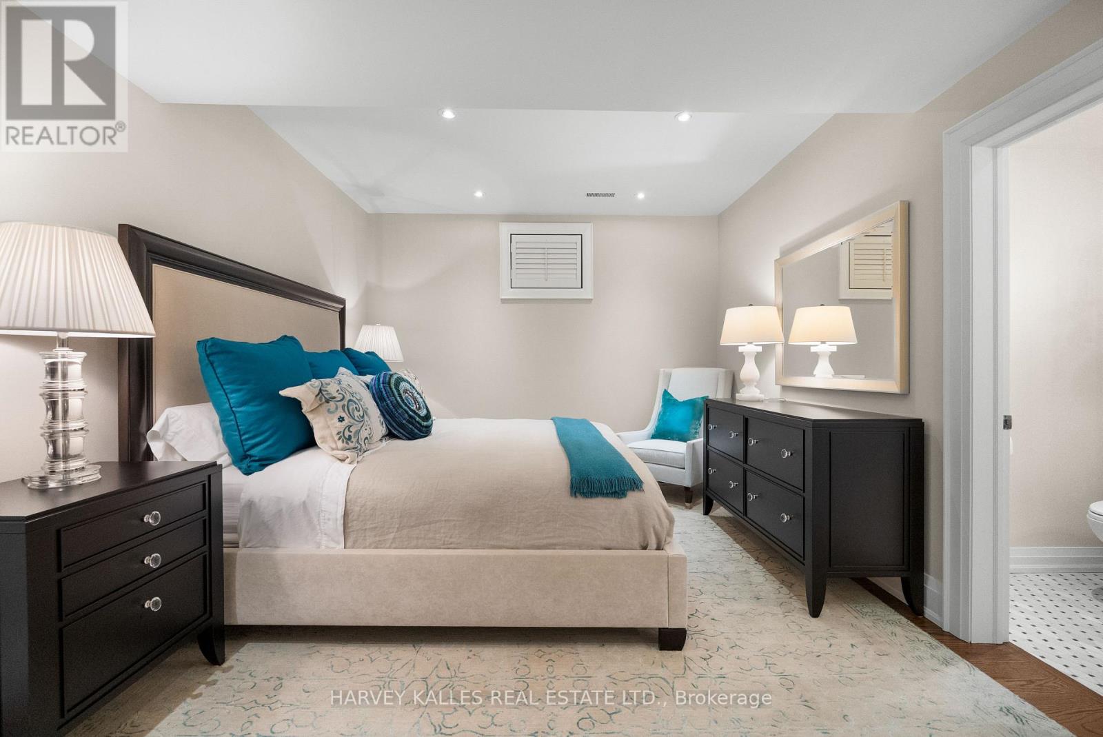 92 South Drive, Toronto, Ontario M4W 1R6 - Photo 32 - C13813766