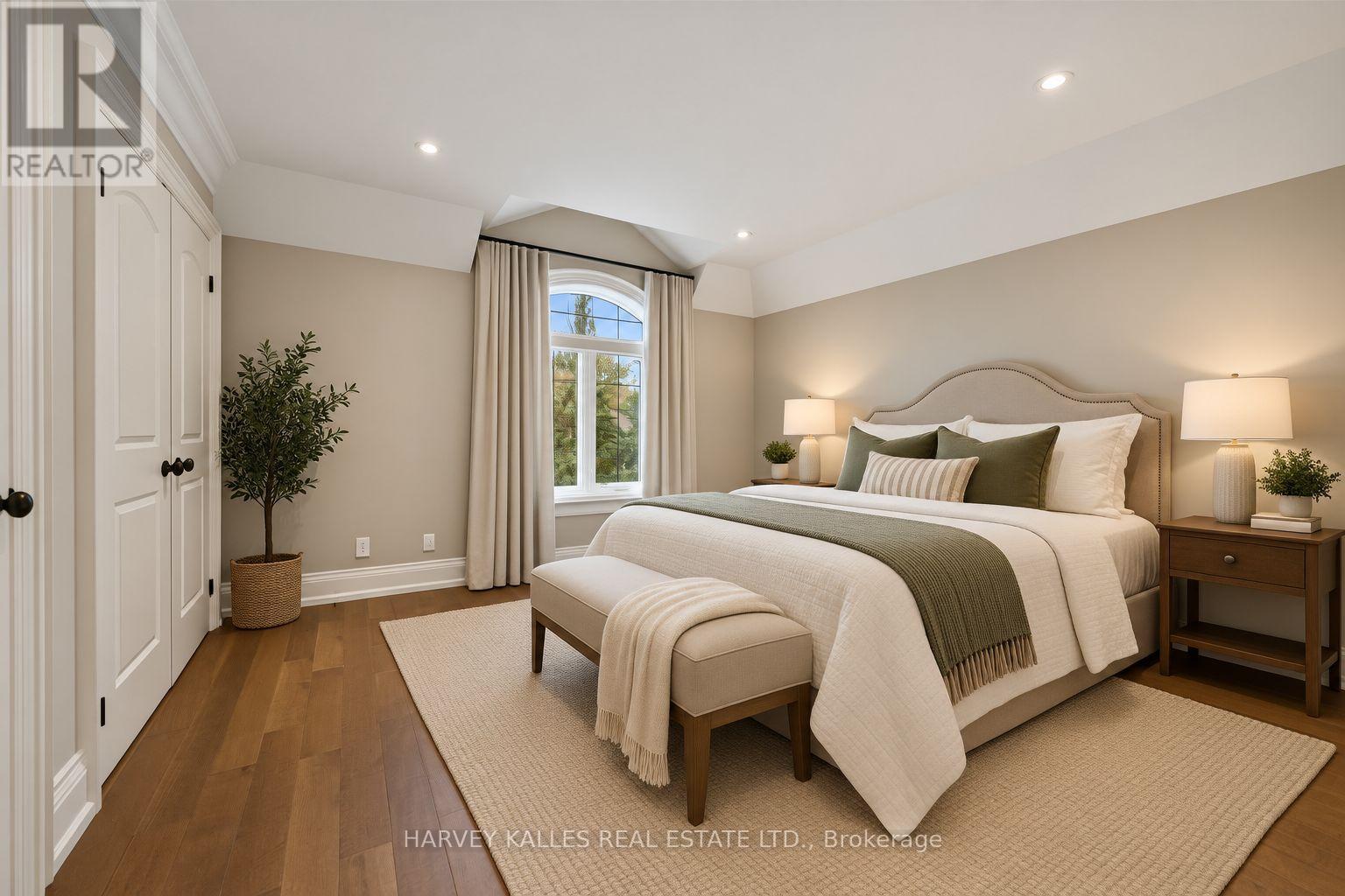 40 Sultana Avenue, Toronto, Ontario M6A 1T1 - Photo 32 - C13813886