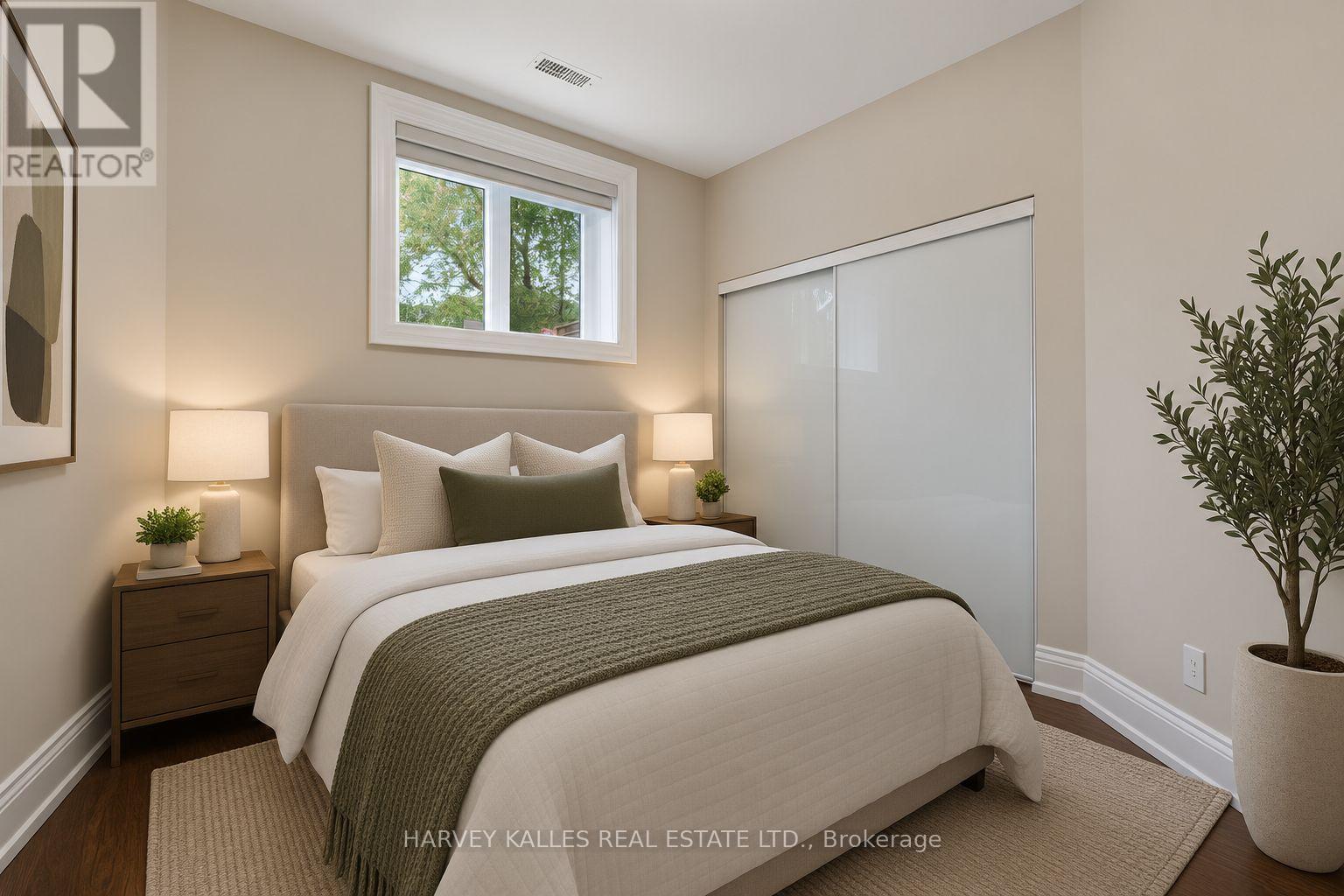 40 Sultana Avenue, Toronto, Ontario M6A 1T1 - Photo 41 - C13813886