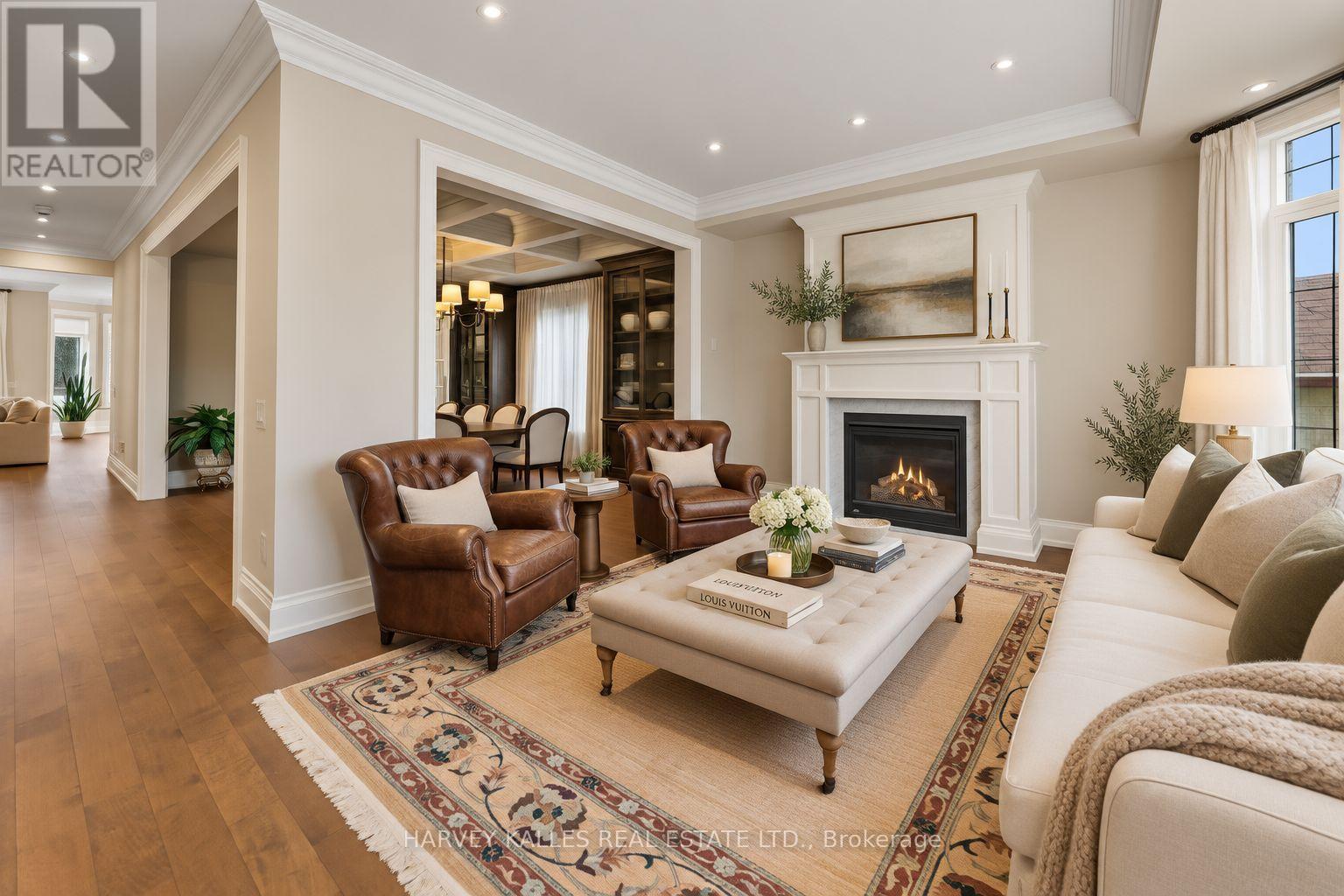 40 Sultana Avenue, Toronto, Ontario M6A 1T1 - Photo 5 - C13813886