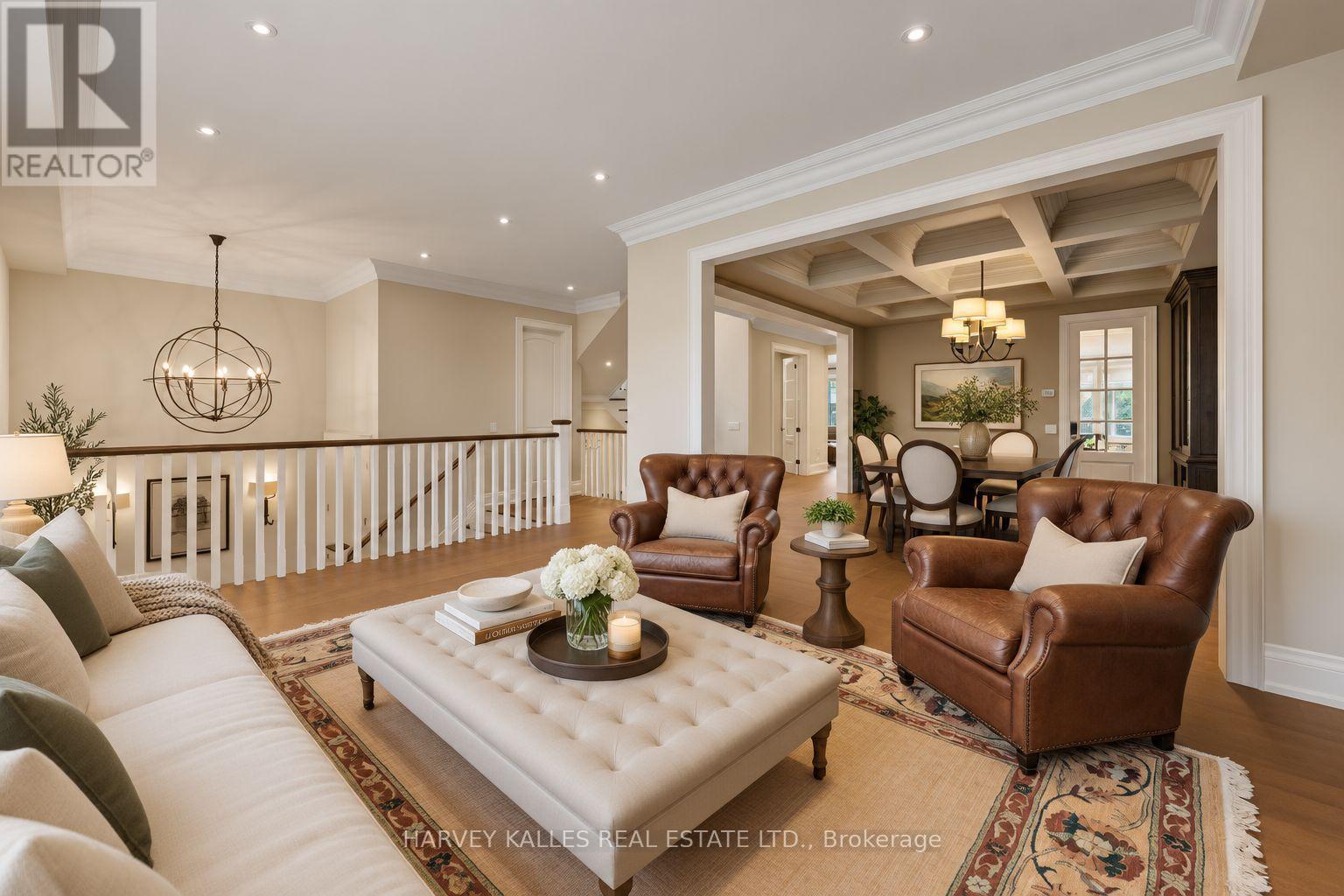 40 Sultana Avenue, Toronto, Ontario M6A 1T1 - Photo 6 - C13813886