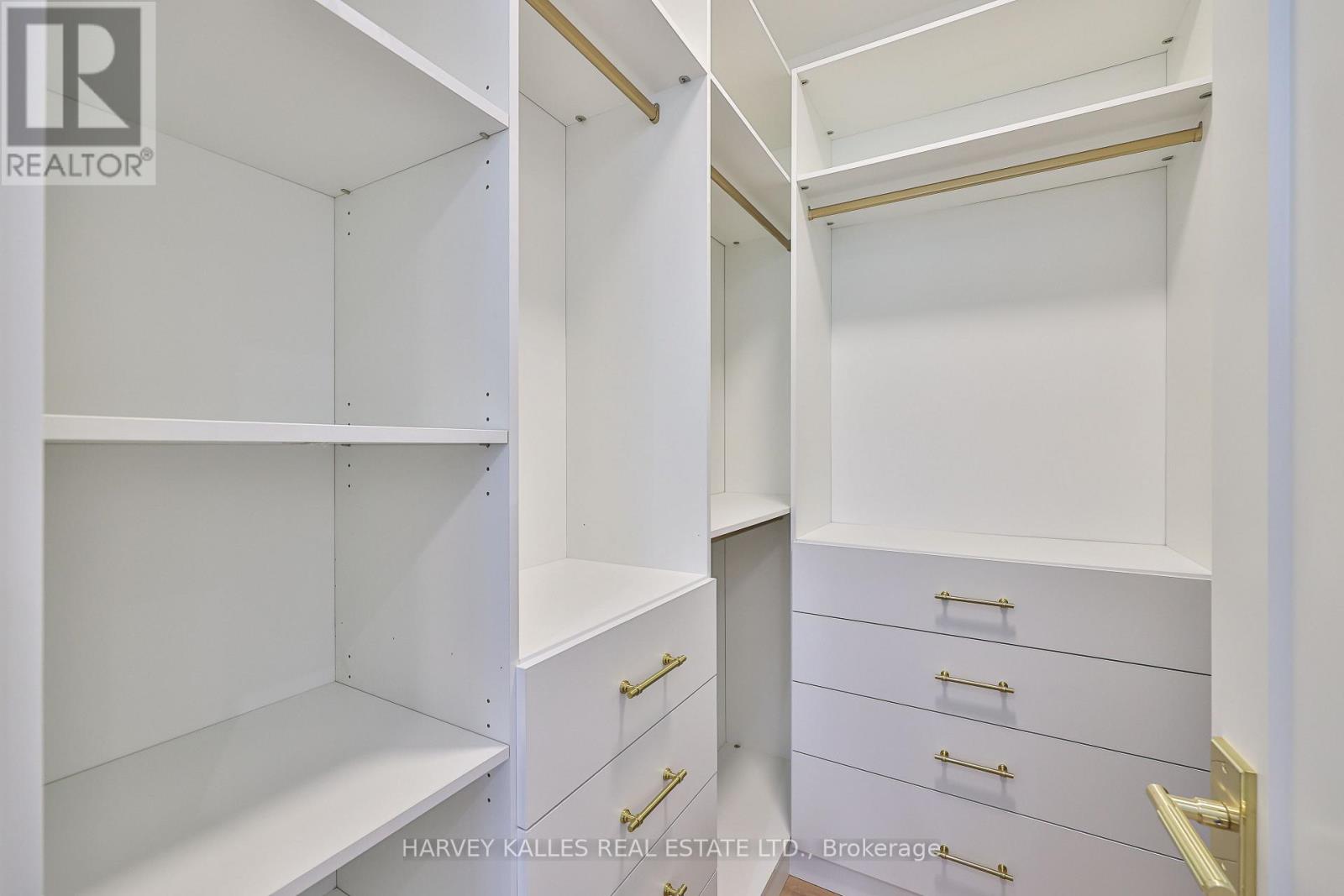449 Elm Road, Toronto, Ontario M5M 3W8 - Photo 35 - C13814726