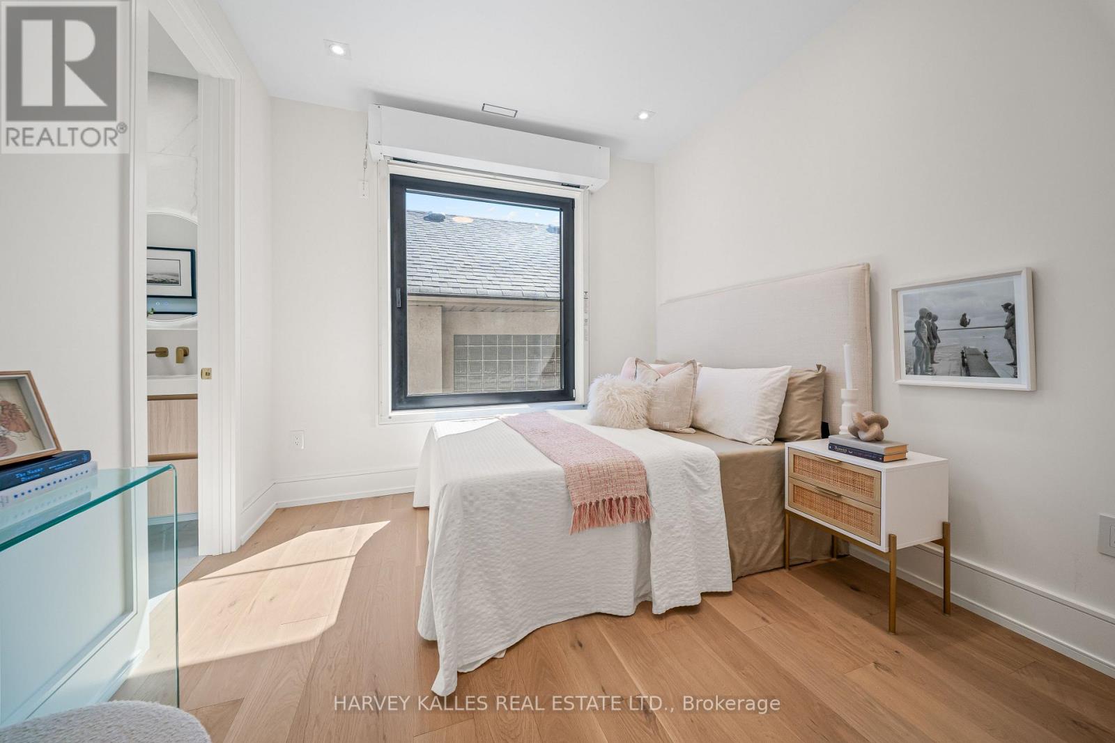 449 Elm Road, Toronto, Ontario M5M 3W8 - Photo 36 - C13814726