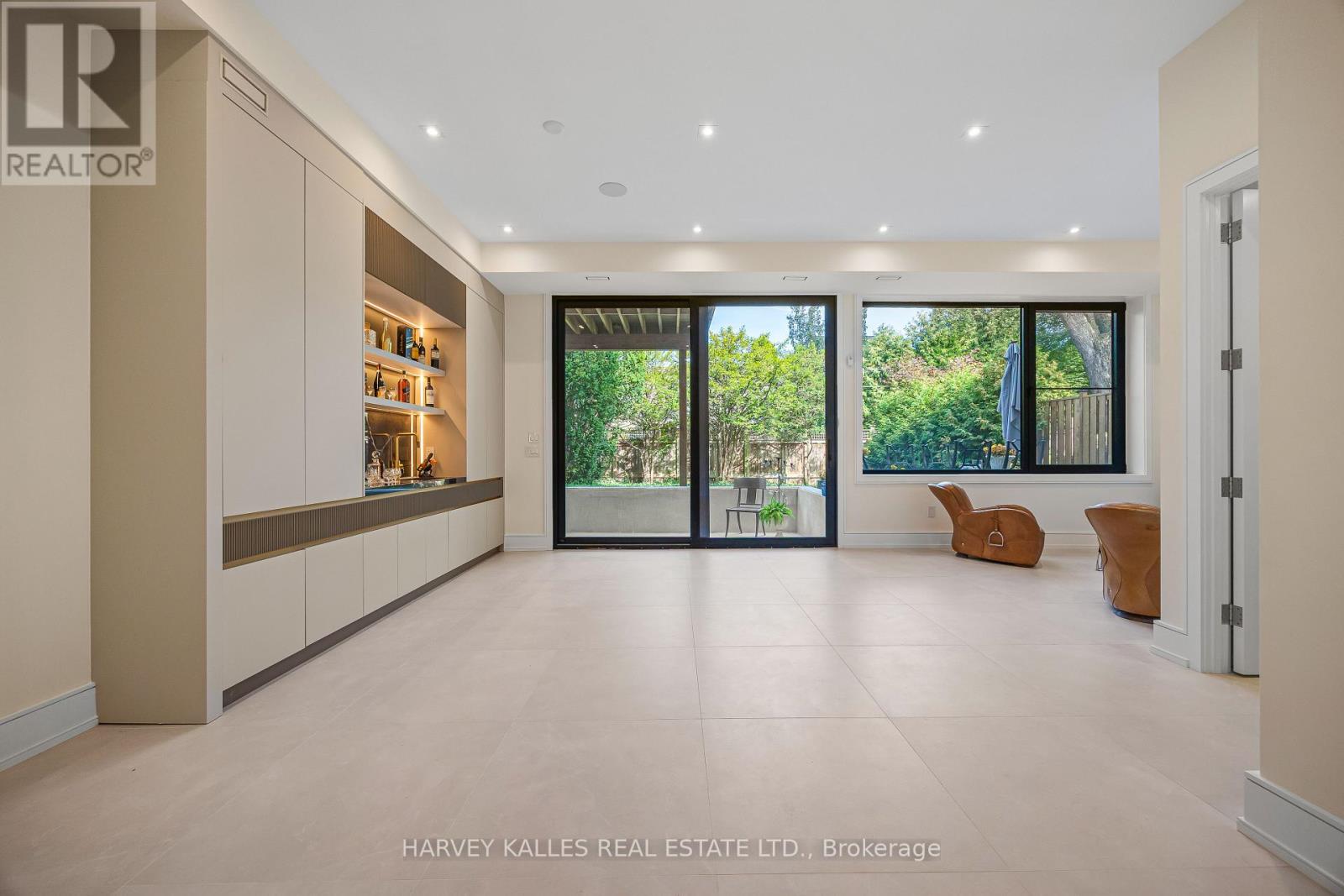 449 Elm Road, Toronto, Ontario M5M 3W8 - Photo 41 - C13814726