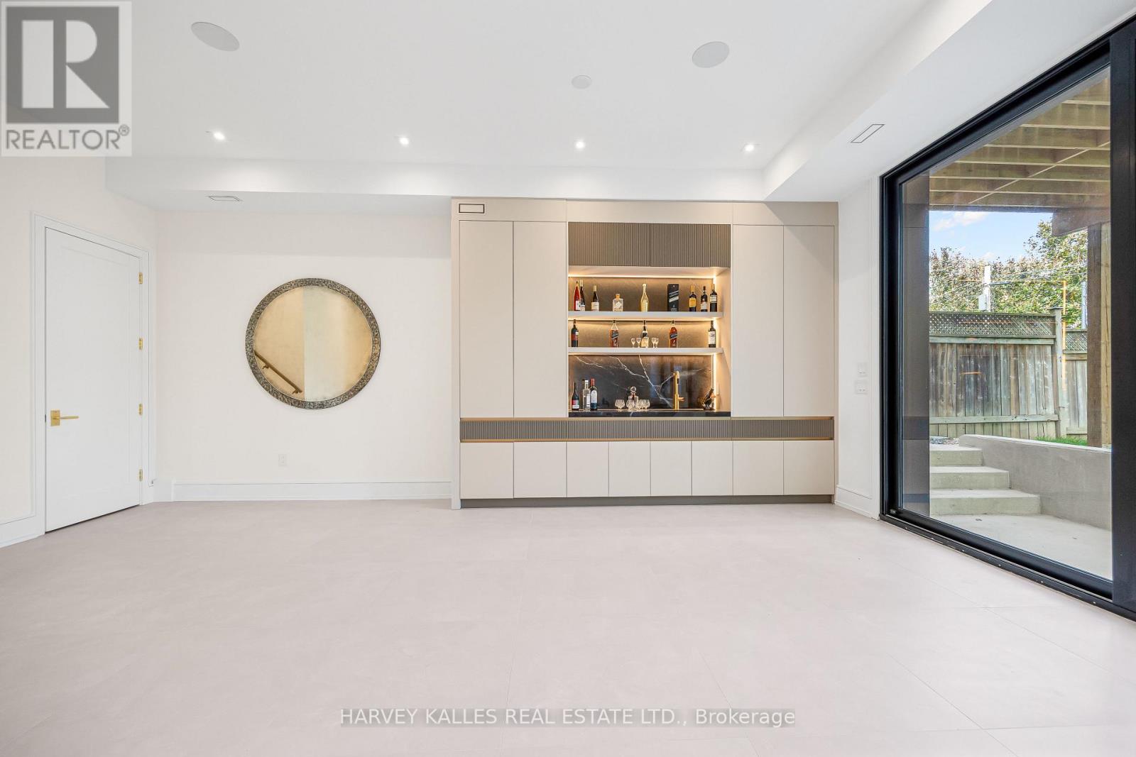 449 Elm Road, Toronto, Ontario M5M 3W8 - Photo 42 - C13814726