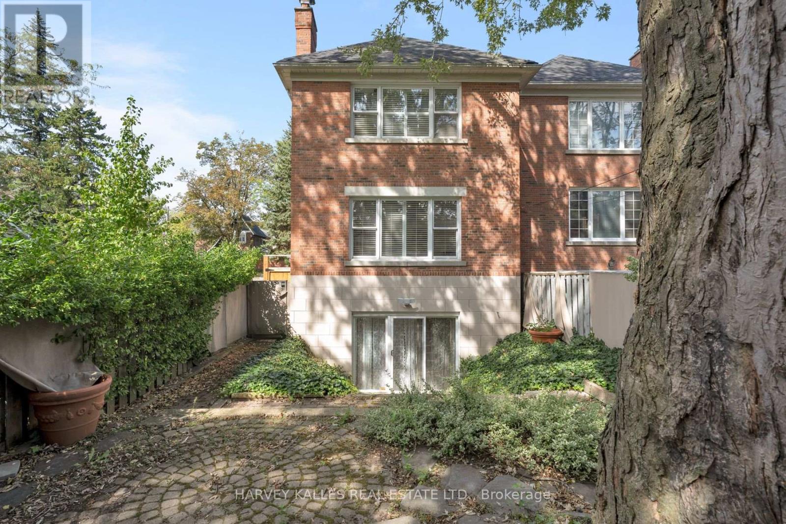 131 Rosewell Avenue, Toronto, Ontario M4R 2H3 - Photo 18 - C13815360
