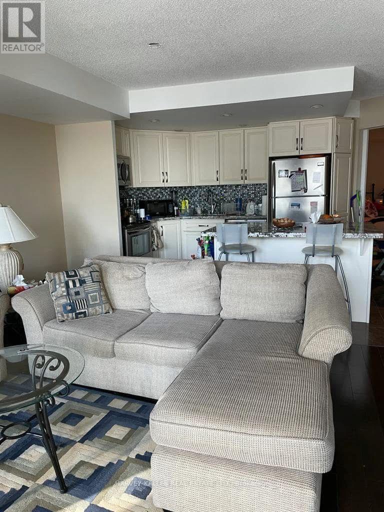 610 - 8 York Street, Toronto, Ontario M5J 2Y2 - Photo 2 - C13816046