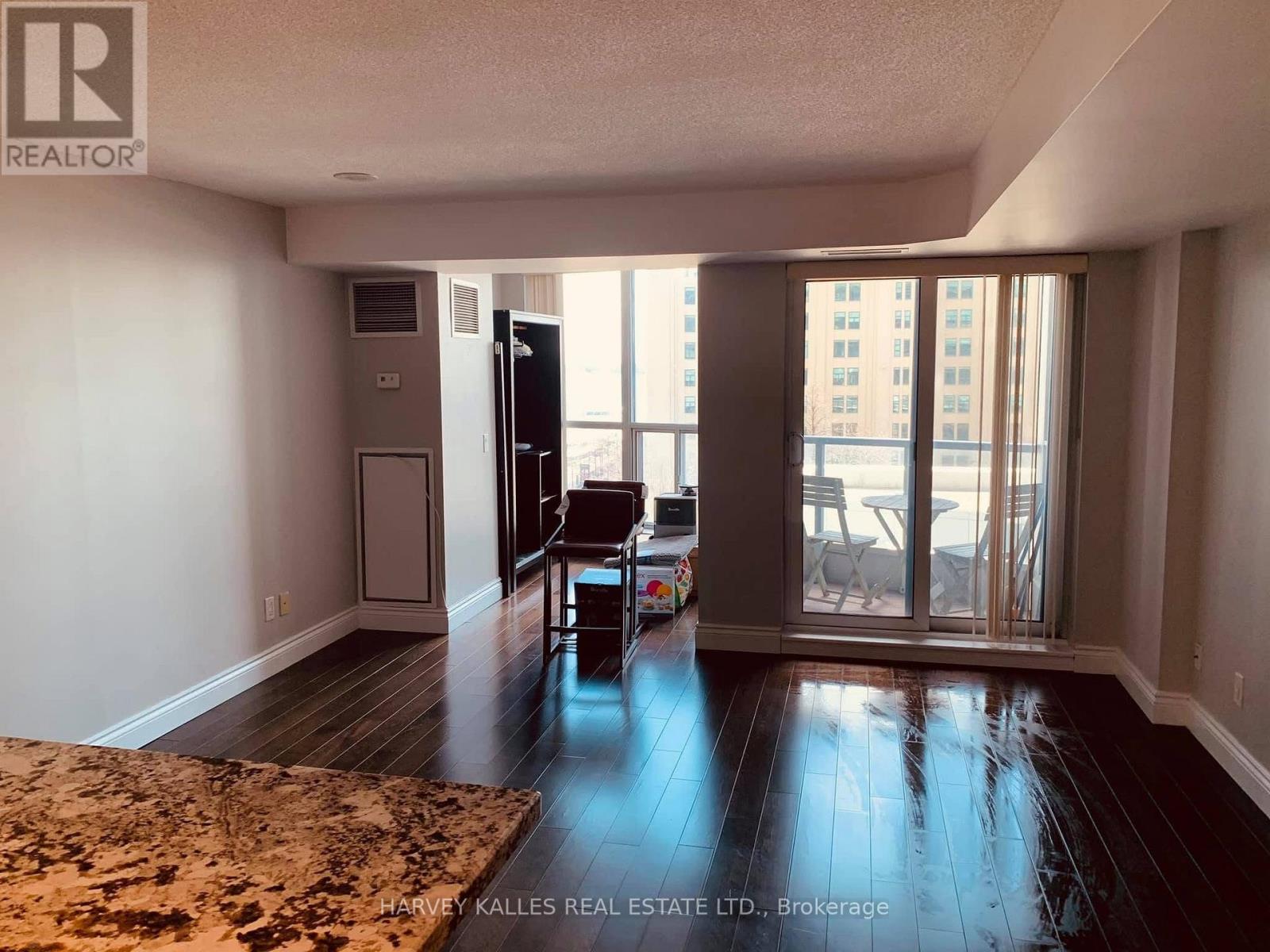 610 - 8 York Street, Toronto, Ontario M5J 2Y2 - Photo 5 - C13816046