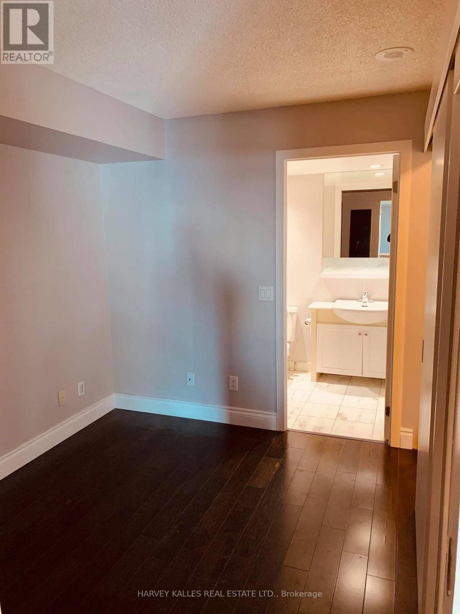 610 - 8 York Street, Toronto, Ontario M5J 2Y2 - Photo 7 - C13816046