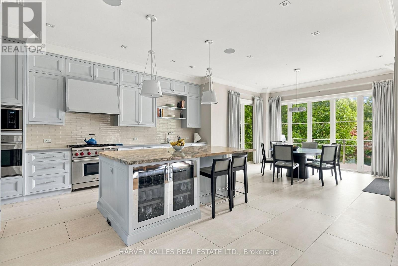 221 Dunvegan Road, Toronto, Ontario M5P 2P3 - Photo 11 - C13816180