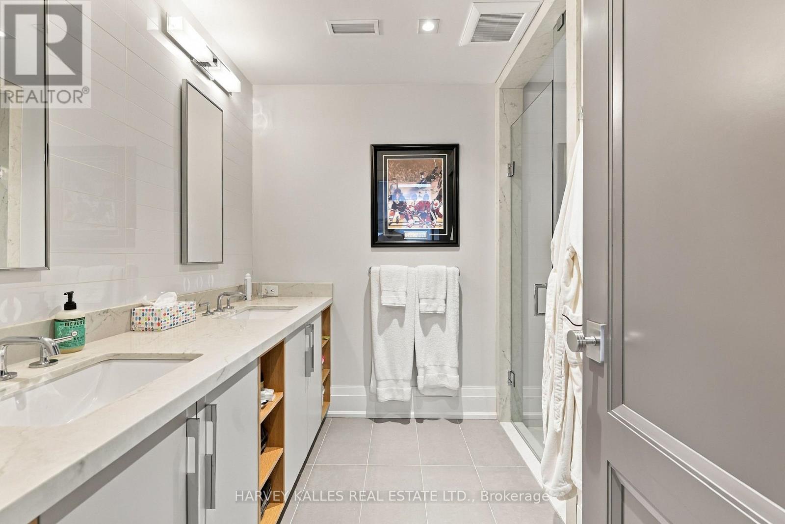 221 Dunvegan Road, Toronto, Ontario M5P 2P3 - Photo 35 - C13816180