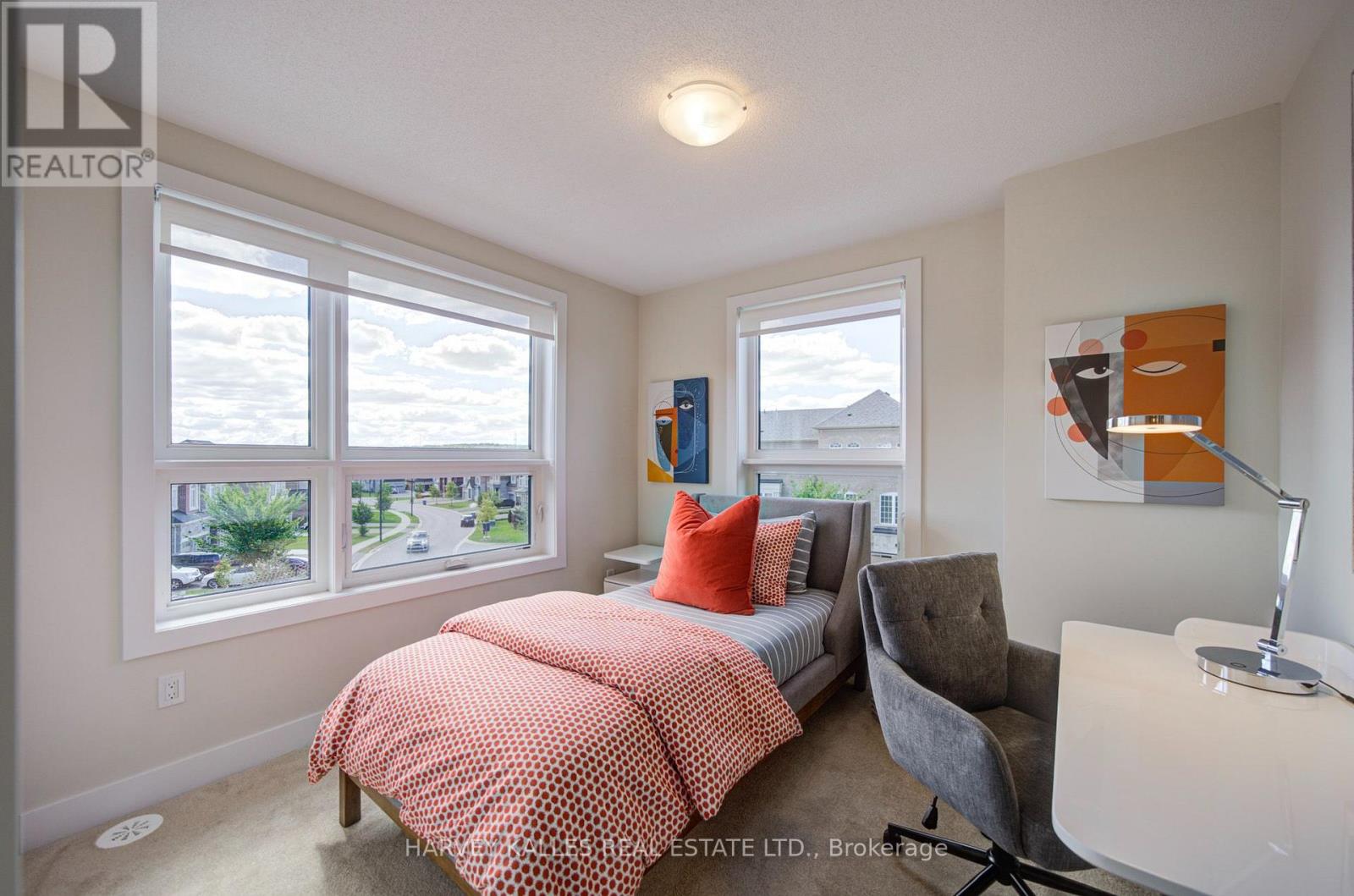 4 - 12 Lytham Green Circle, Newmarket, Ontario L3X 3A8 - Photo 36 - N13816658