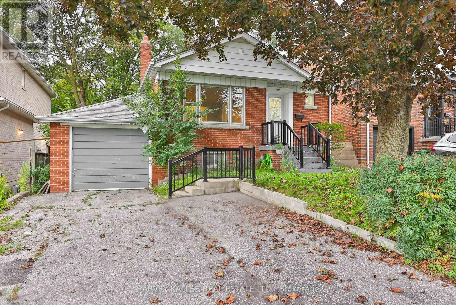 MAIN - 128 BOGERT AVENUE, Toronto, Ontario